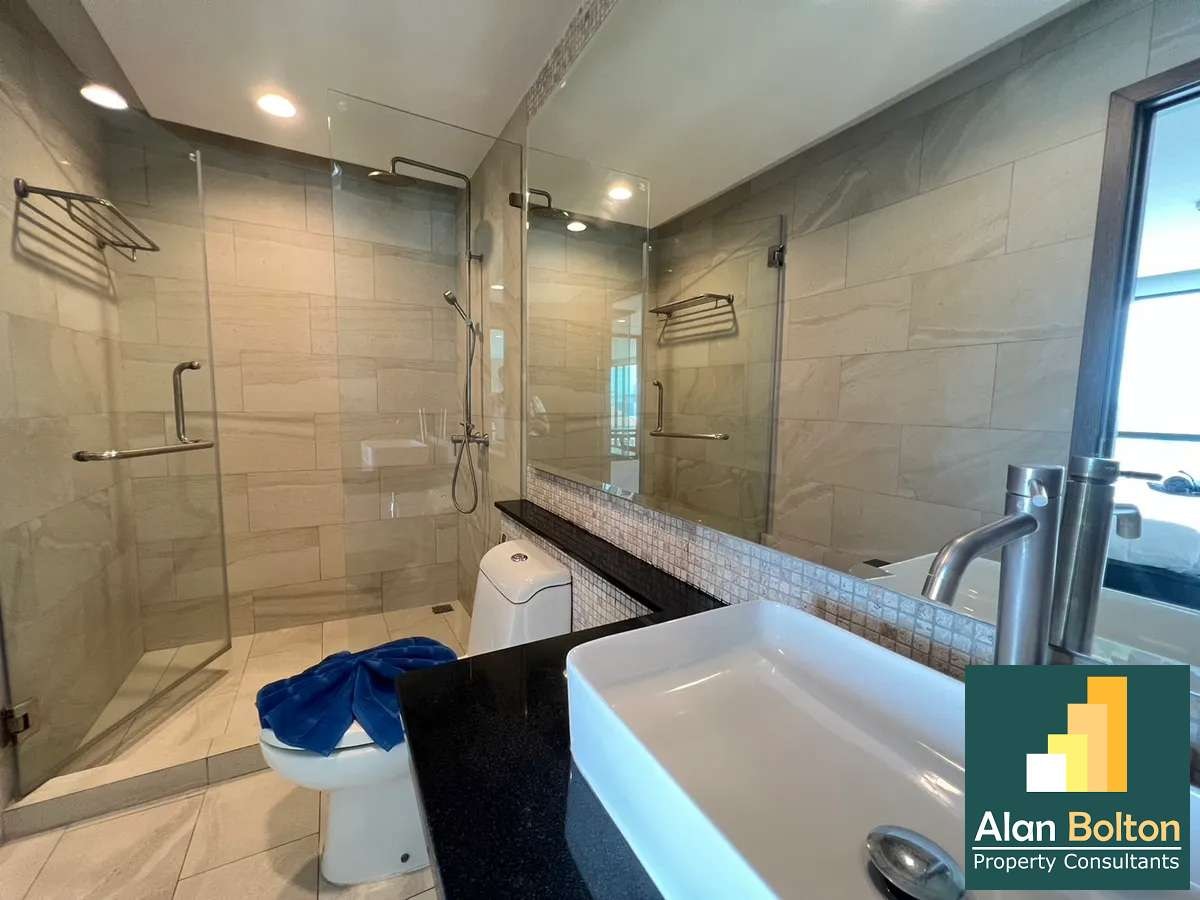 Duplex 2 Floor 2 Bedroom 3 Bathroom  in East Pattaya photo 8