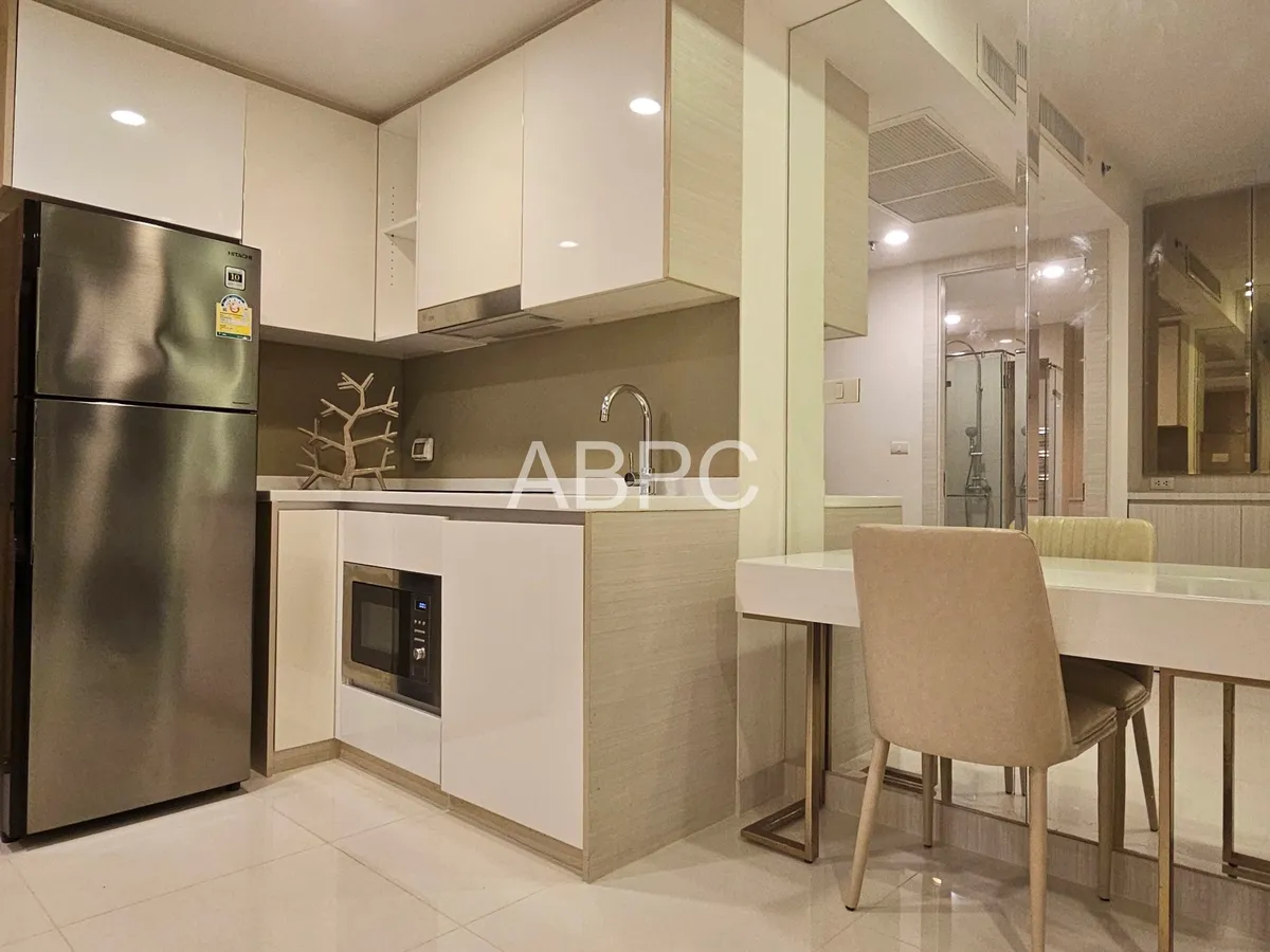 Riviera Wong Amat For rent photo 3