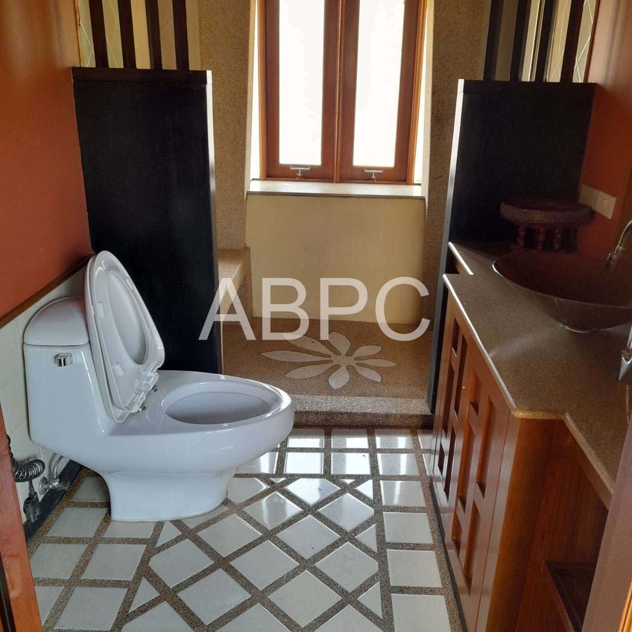 Nature Inspired Beachfront 4 Bed 5 Bath Pool Villa In Na Jomtien photo 7