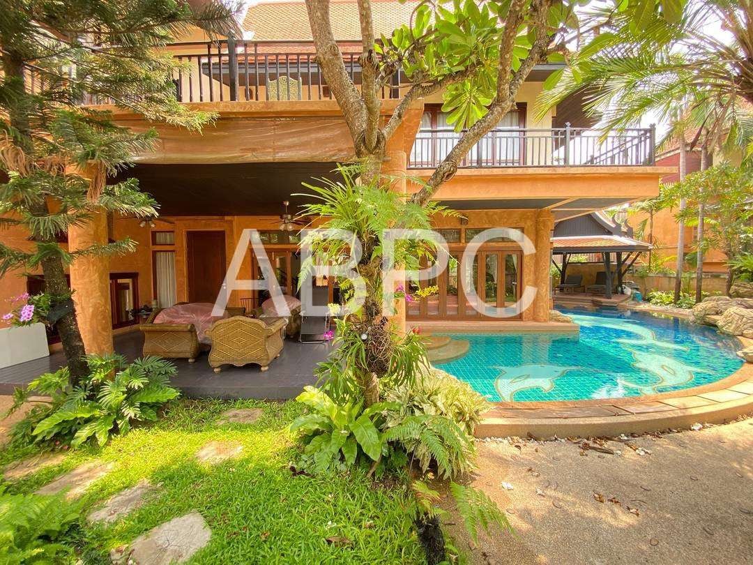Nature Inspired Beachfront 4 Bed 5 Bath Pool Villa In Na Jomtien photo 13