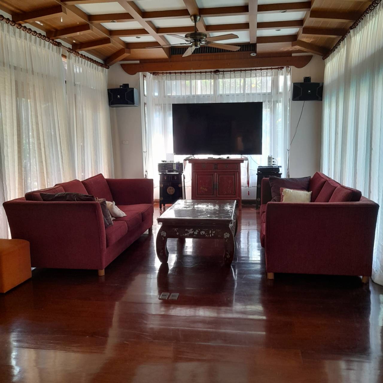 Nature Inspired Beachfront 4 Bed 5 Bath Pool Villa In Na Jomtien photo 27