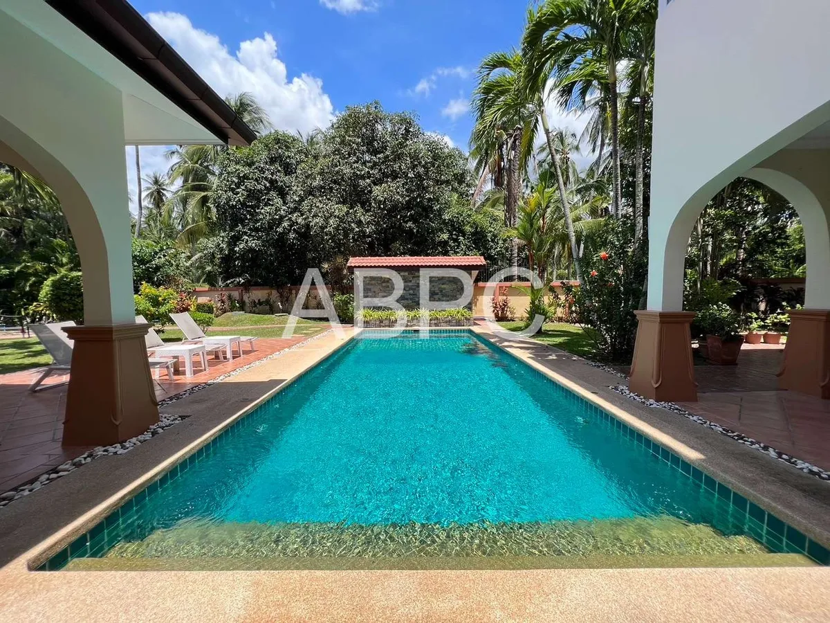 Five Bedroom Six Bathroom Pool Villa On Over One Rai of Land photo 29