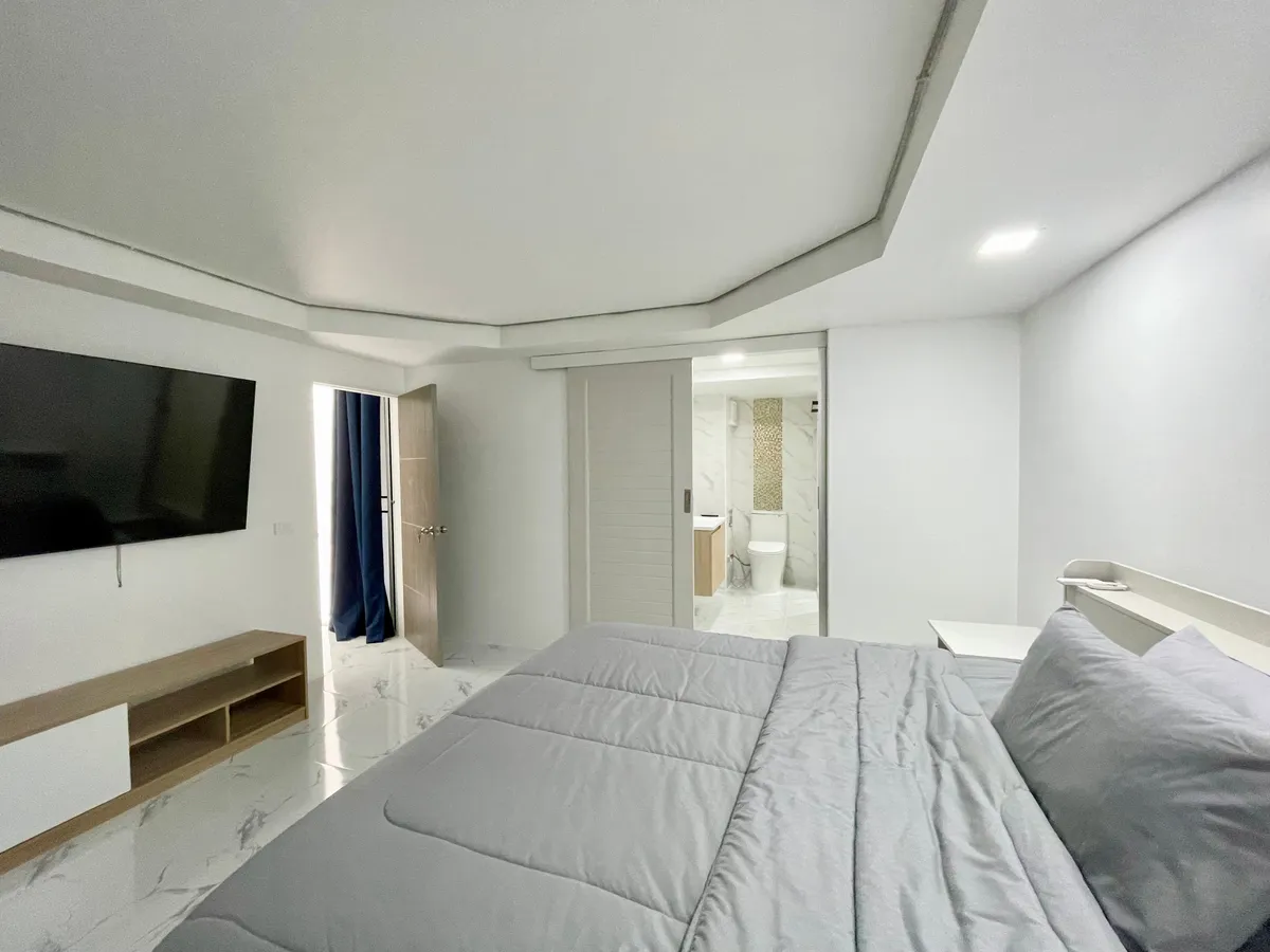 2bed 2bath For Sale and Rent Pattaya Beach Condo photo 17