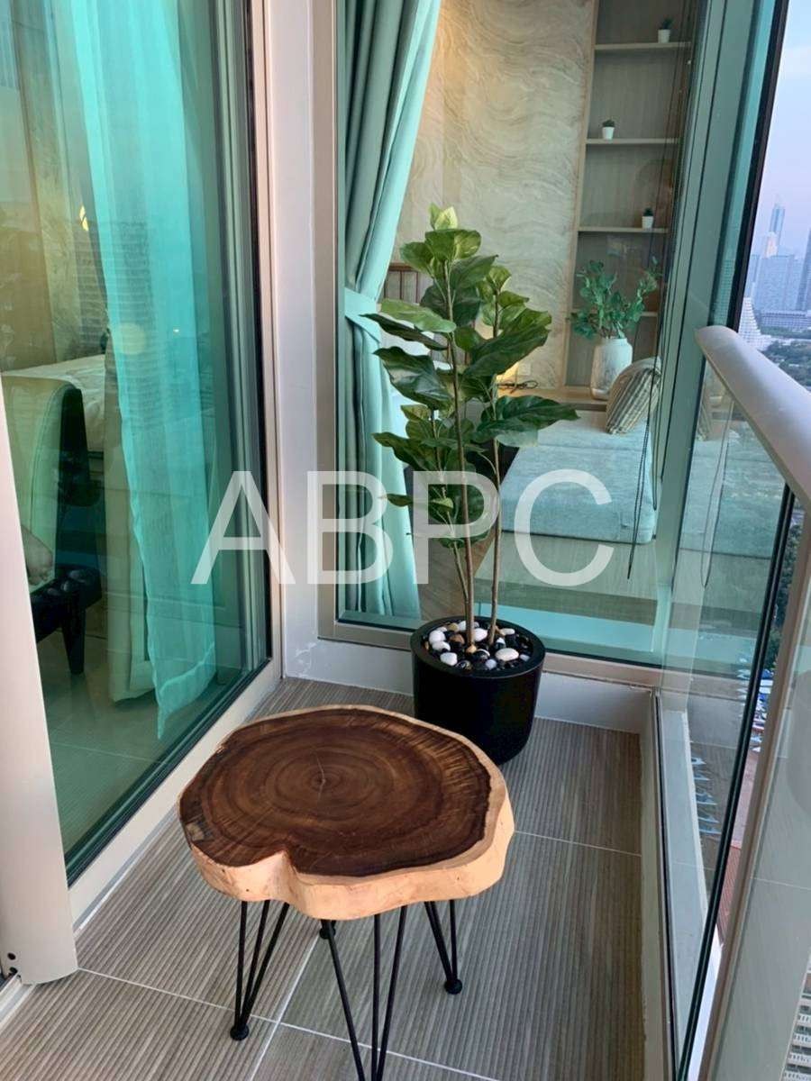 Beautiful Seaview 1 bedroom 1 bathroom in The Riviera Jomtien for Sale/Rent photo 7