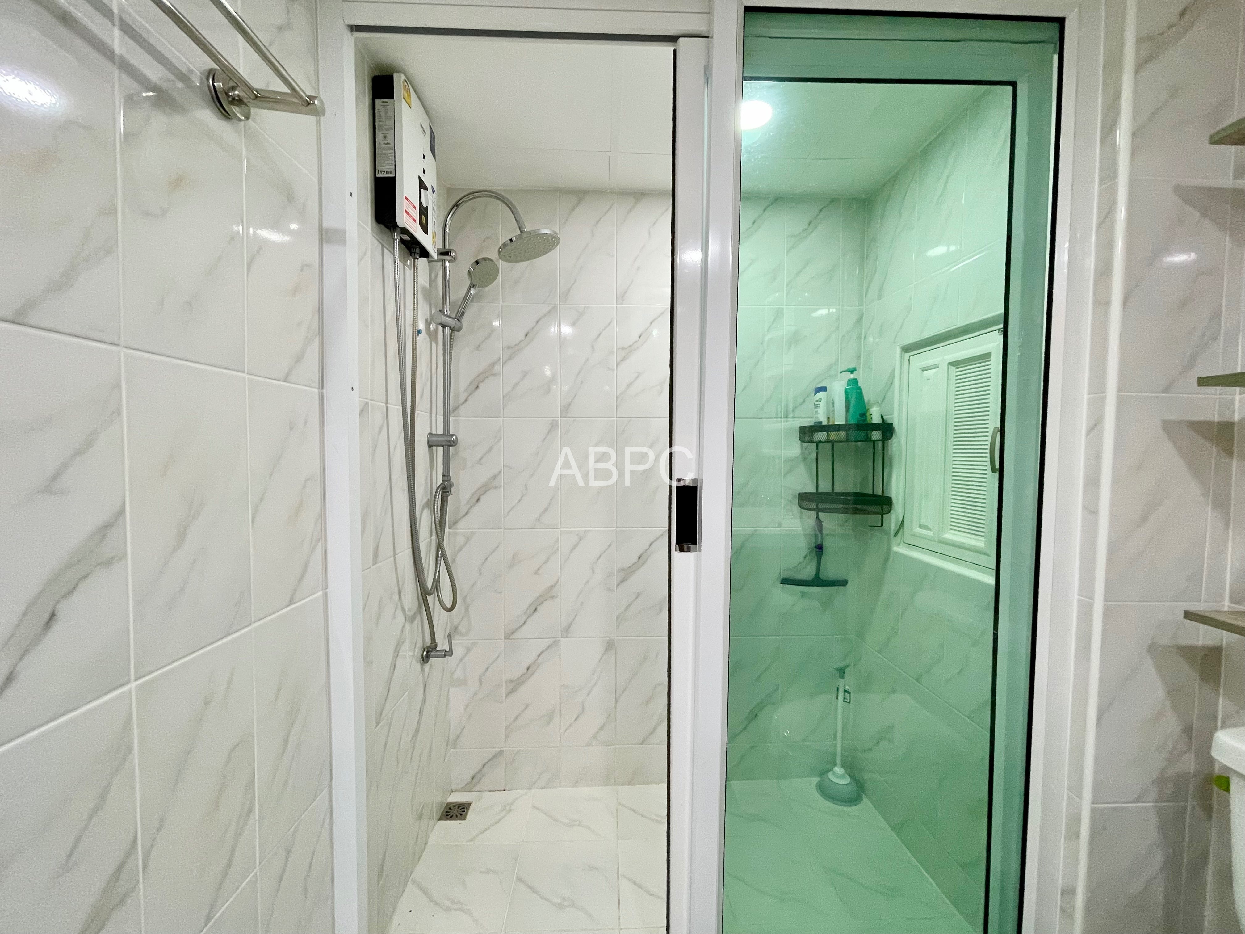 Studio Condo For Sale In Central Pattaya photo 10