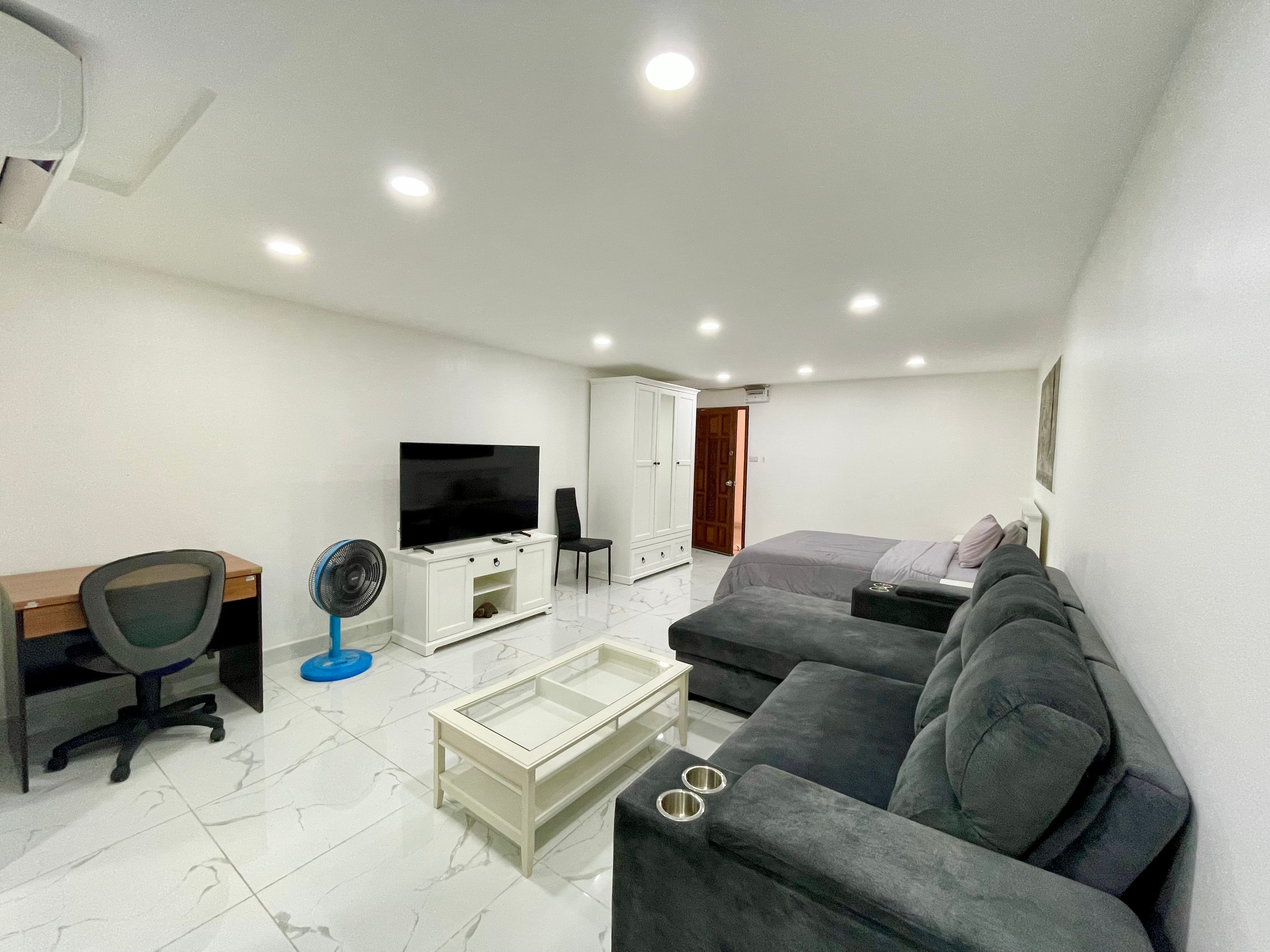 Studio Condo For Sale In Central Pattaya photo 15