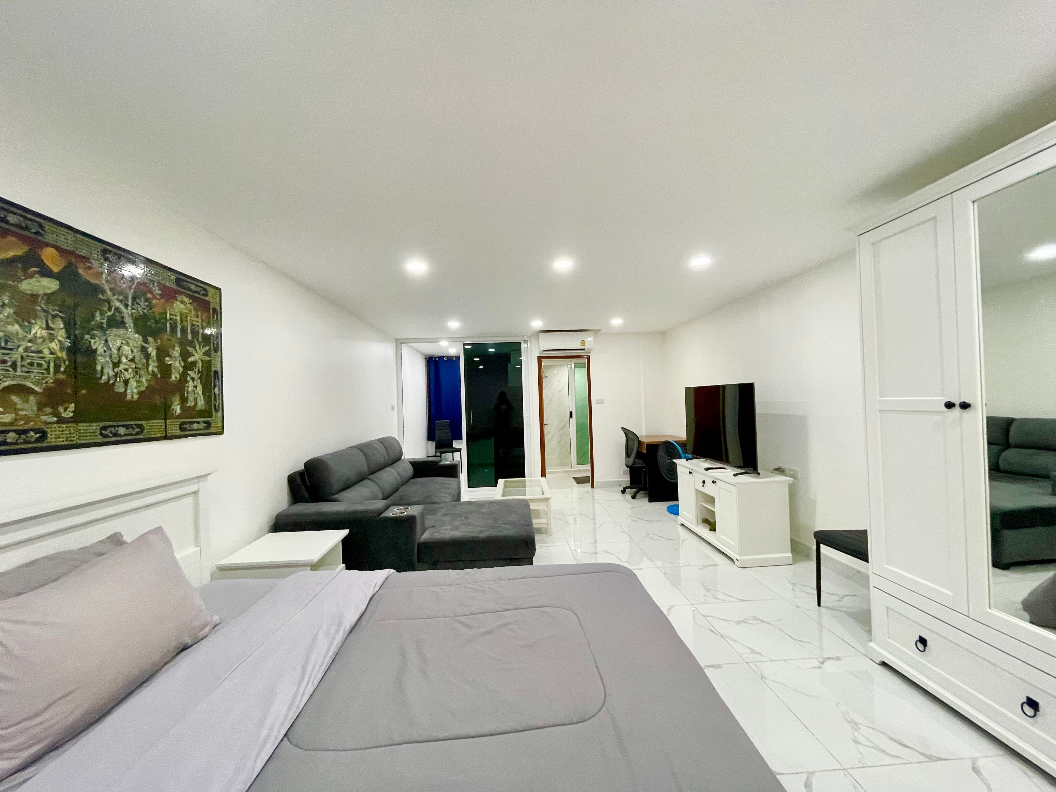 Studio Condo For Sale In Central Pattaya photo 12
