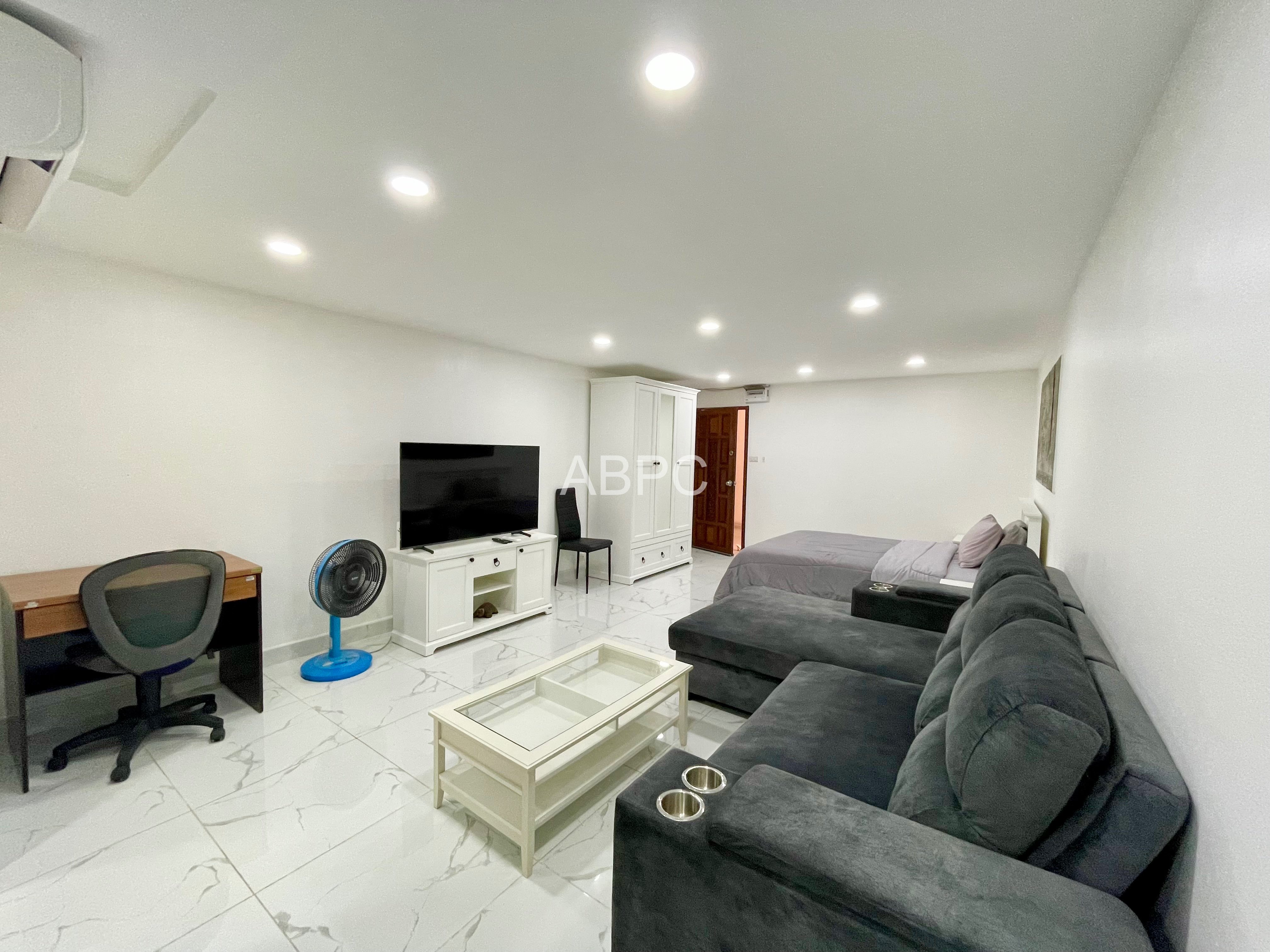 Studio Condo For Sale In Central Pattaya photo 6