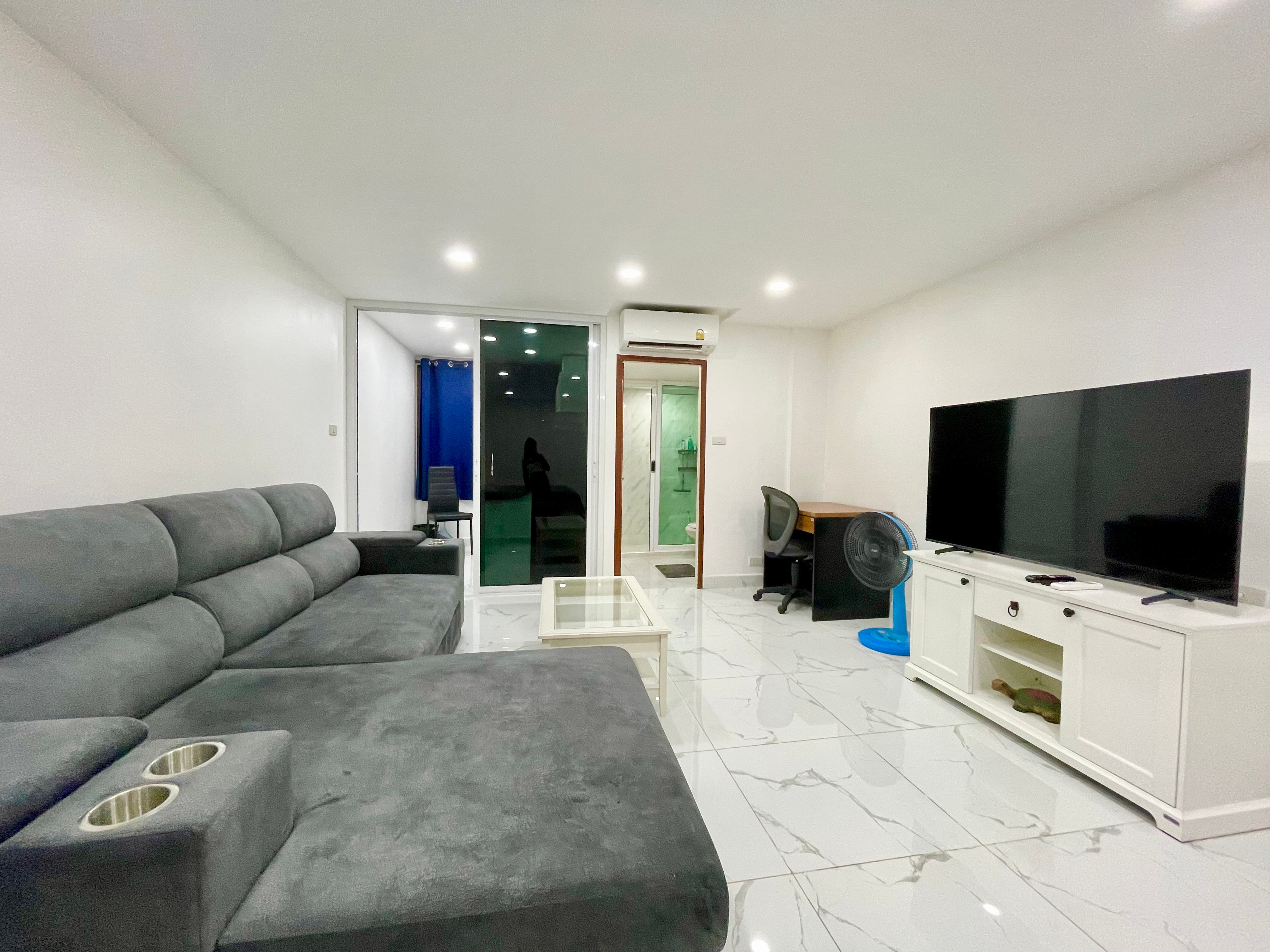 Studio Condo For Sale In Central Pattaya photo 13