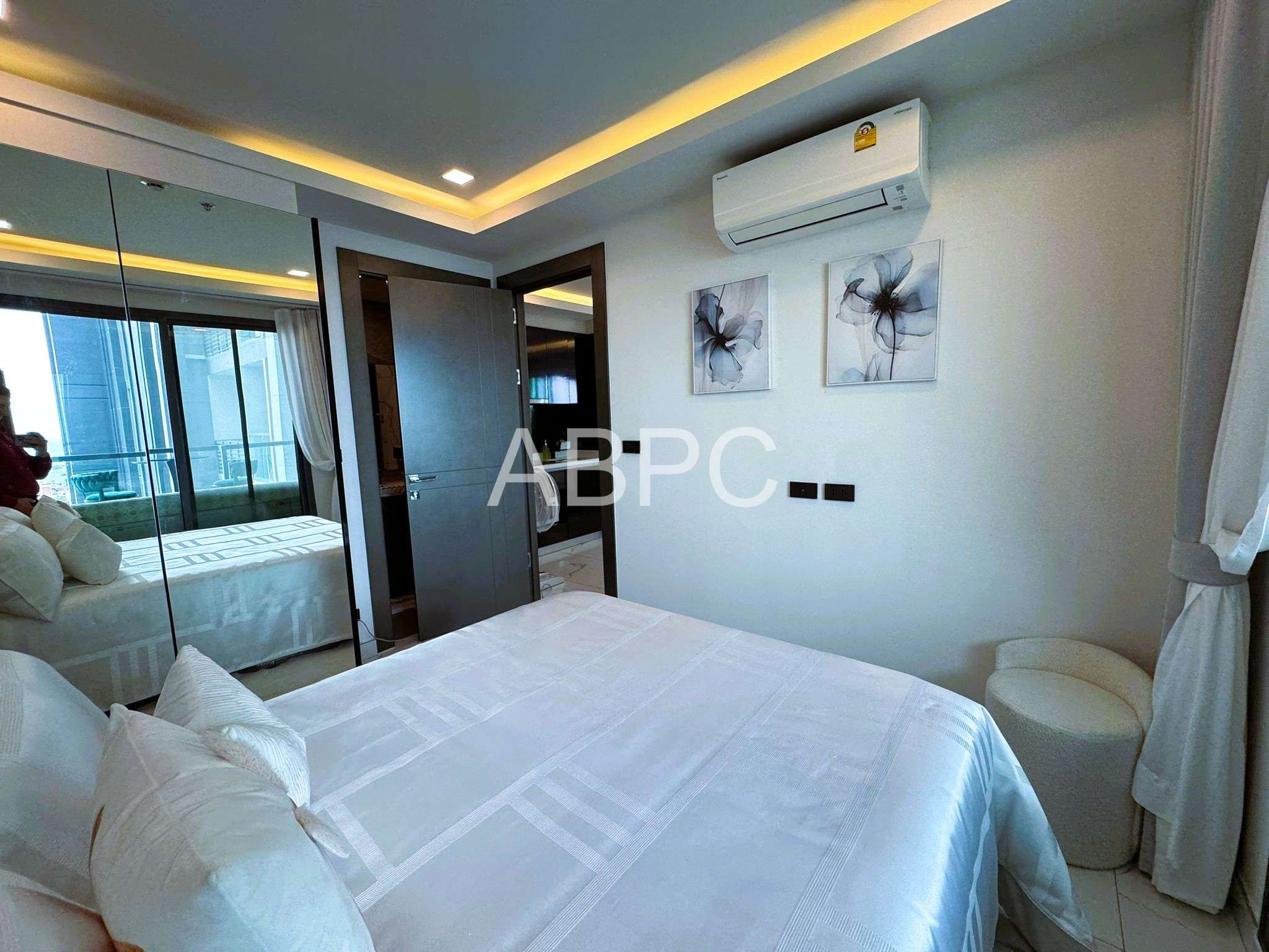 Luxury Ocean View 2 Bed 2 Bath Condo In Central Pattaya photo 17