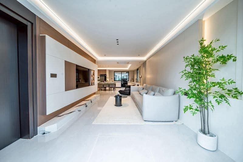Brand New Pool Villa 6 bedrooms 7 bathrooms in South Pattaya for Sale photo 21
