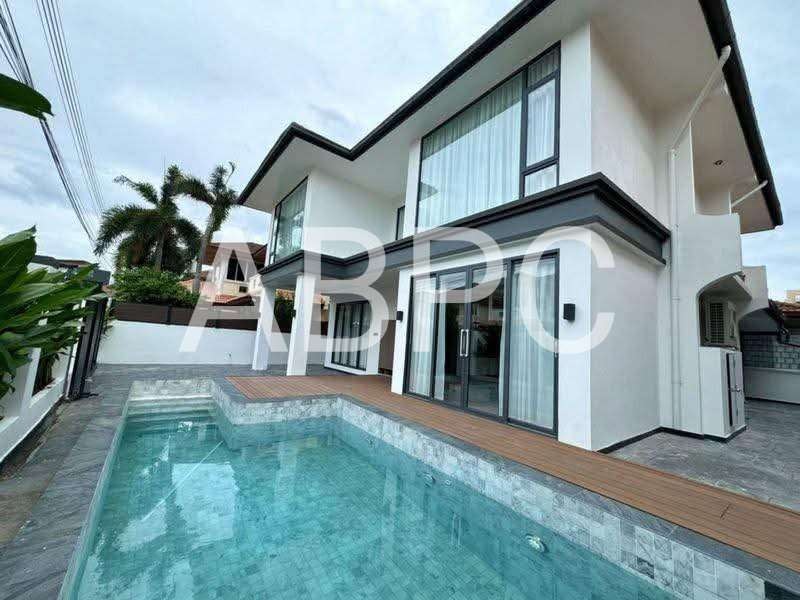 Brand New Pool Villa 6 bedrooms 7 bathrooms in South Pattaya for Sale
