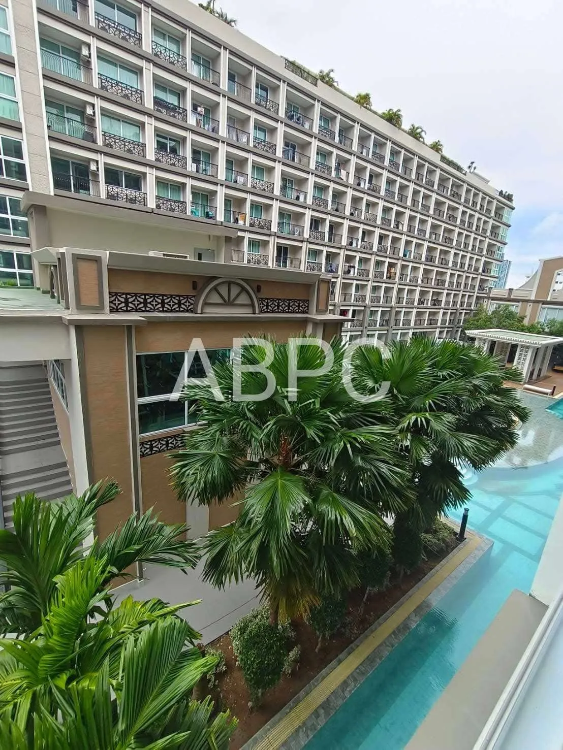 Beautiful Pool View 2 bedrooms 2 bathrooms in Jomtien for Sales photo 3