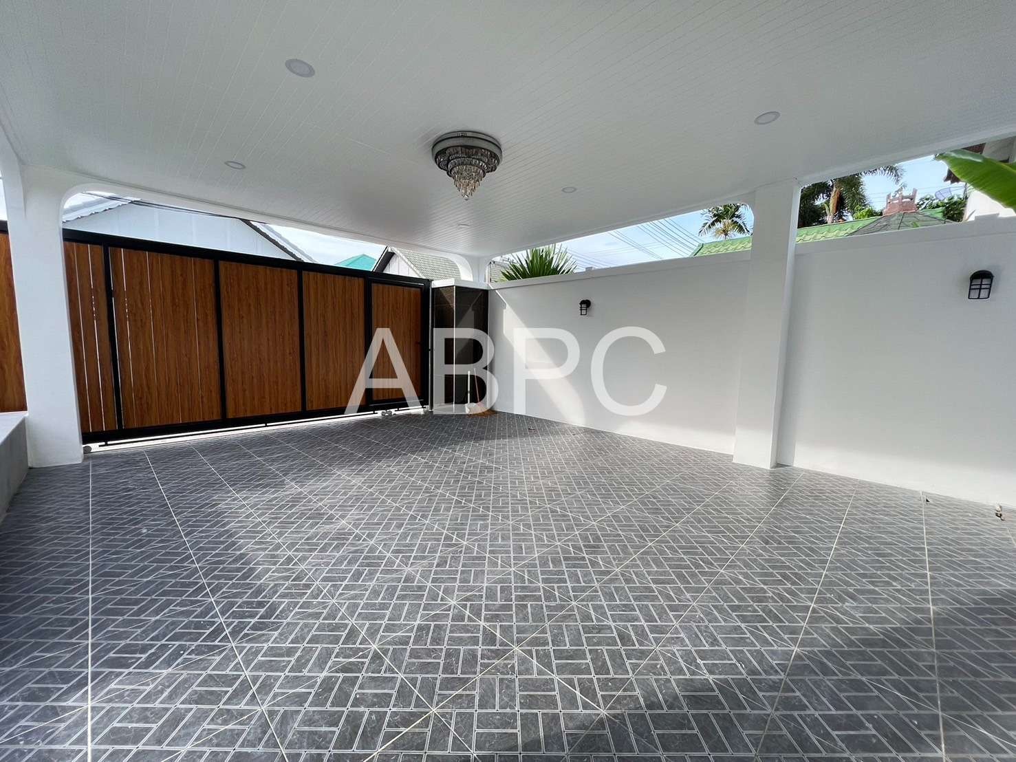 3 Bedroomas 3 Bathrooms in East Pattaya photo 3