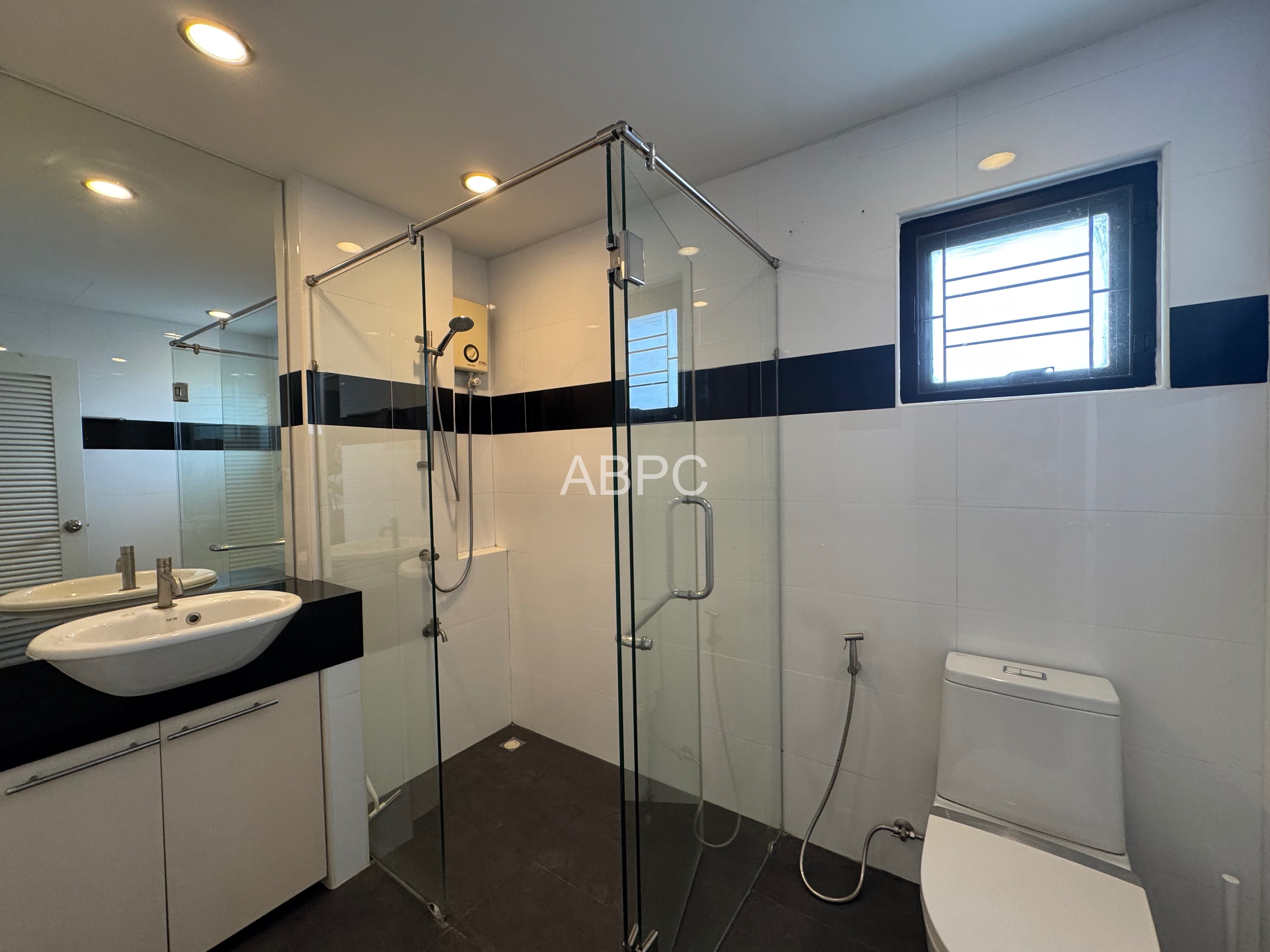 3 Bedroom 2 Bathroom House in Naklua photo 12