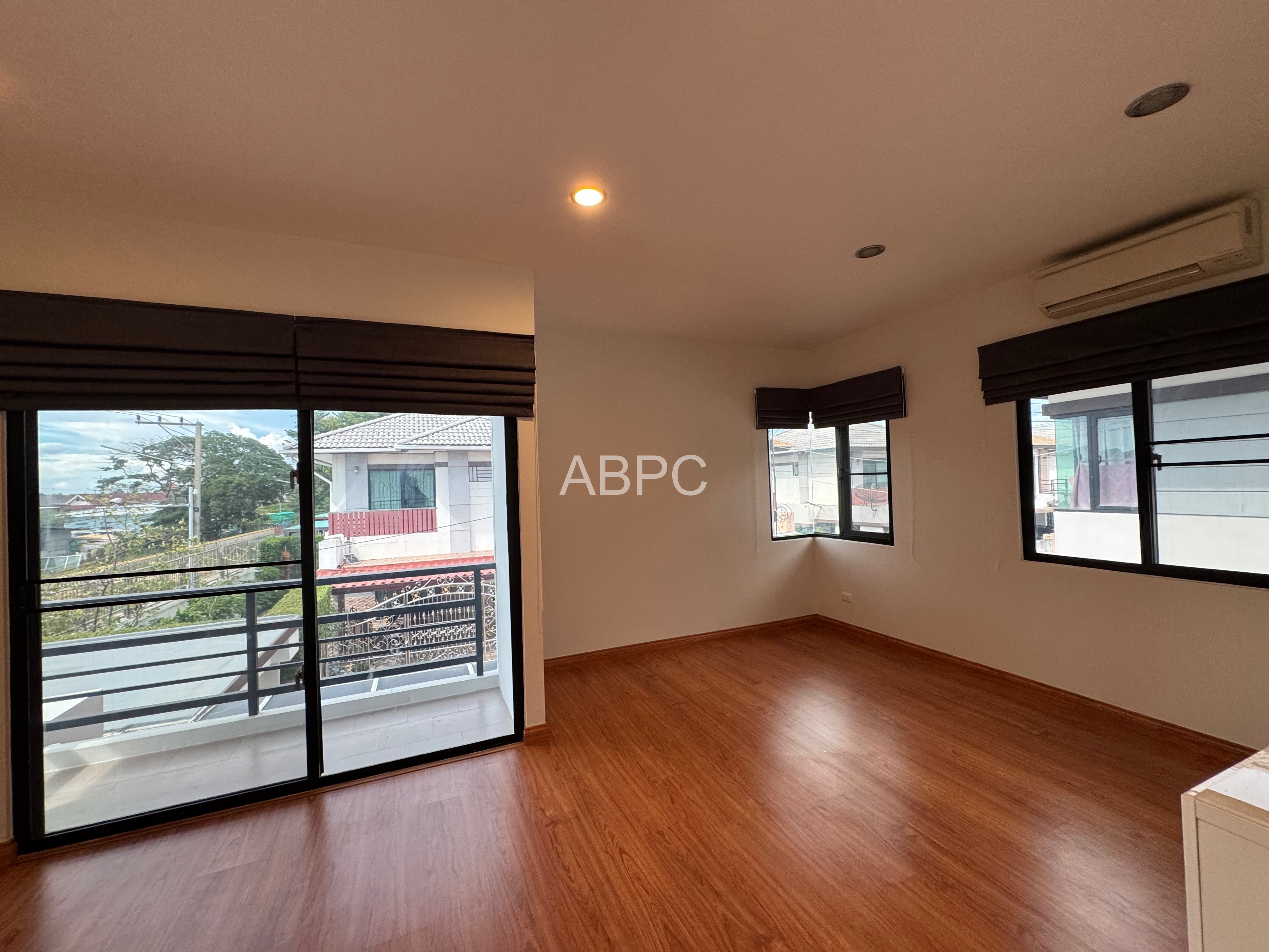 3 Bedroom 2 Bathroom House in Naklua photo 16