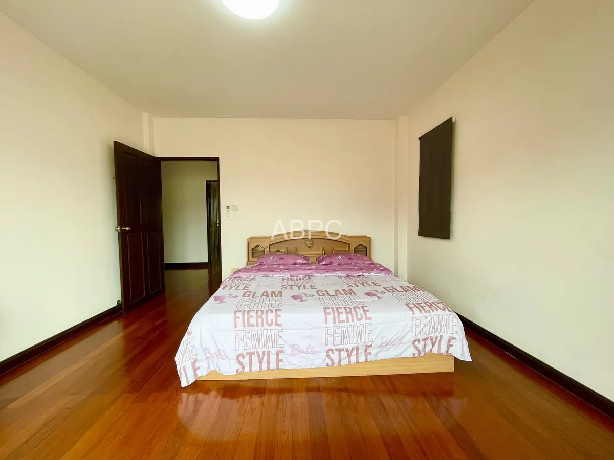 House With Private Pool Just 25K photo 13