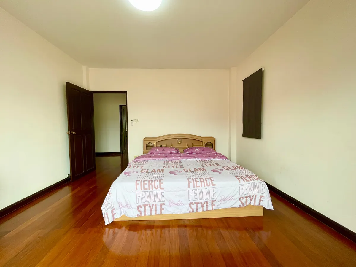 House With Private Pool Just 25K photo 24