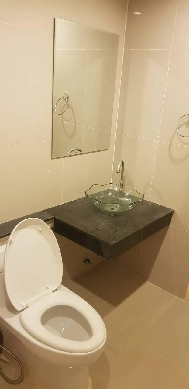 Ocean View 2 Bed 1 Bath Condo In Jomtien