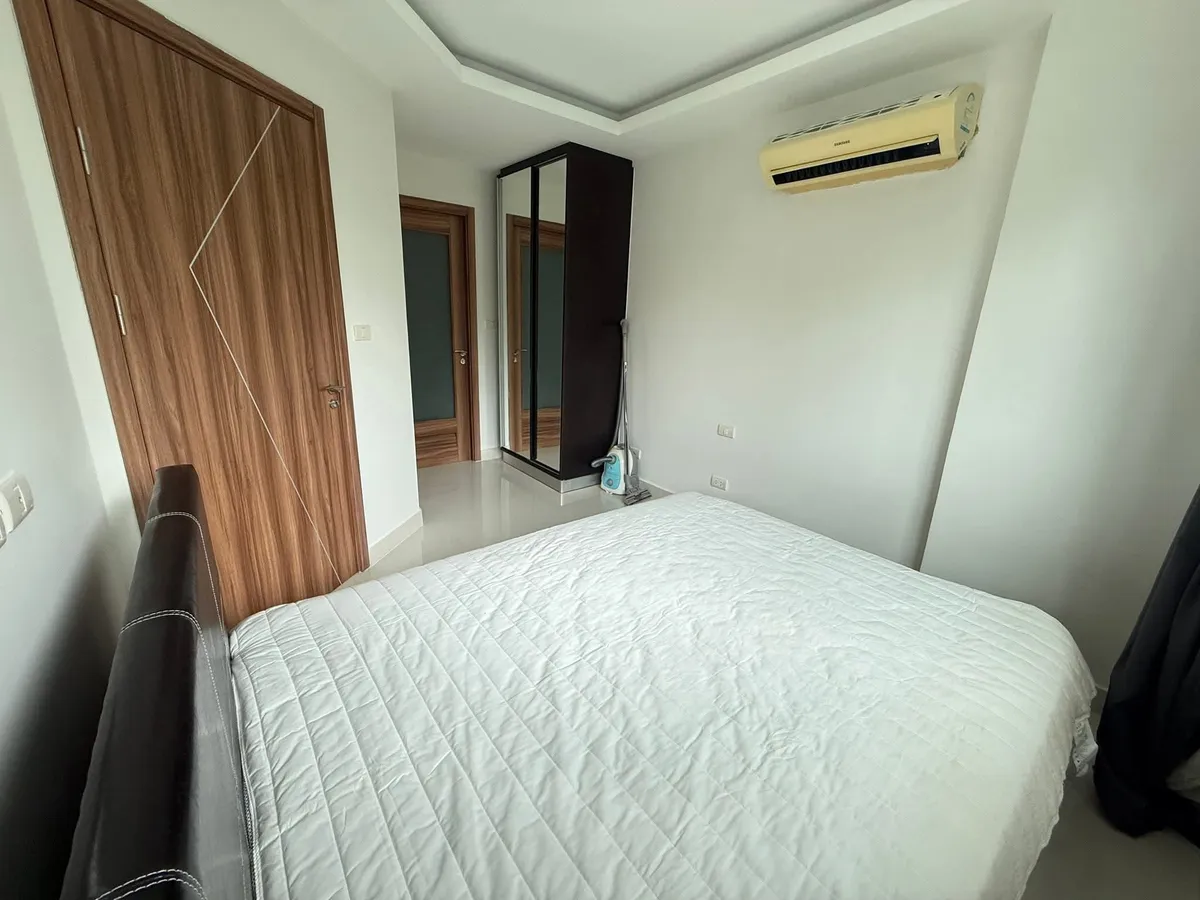 Beautiful Pool View 1 bedroom in Wongamat for Sale photo 18