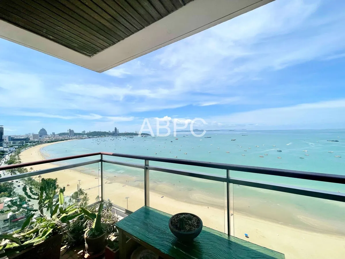 Two Bedroom Two Bathroom In Luxury Beachfront Condominium photo 11