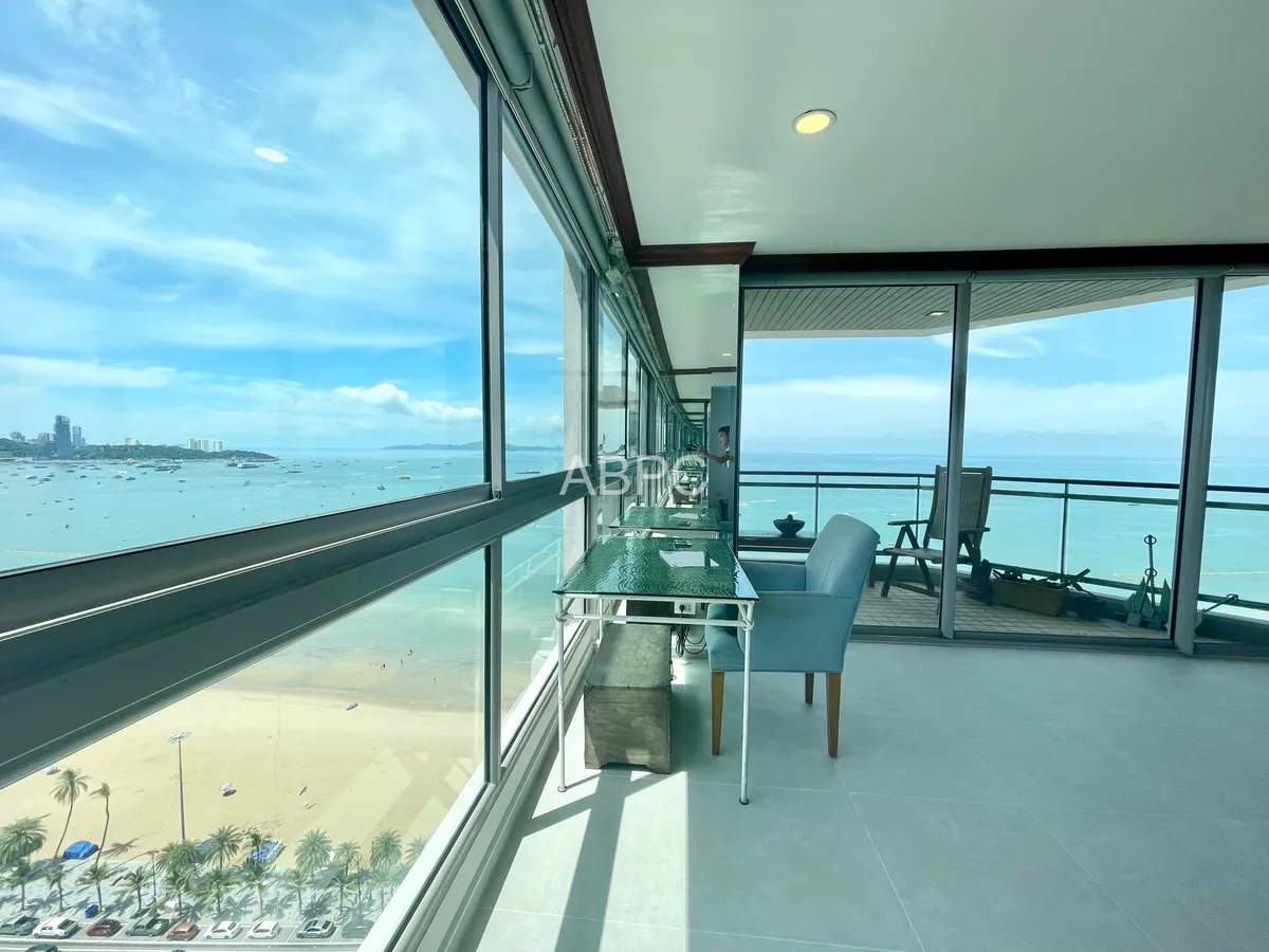 Two Bedroom Two Bathroom In Luxury Beachfront Condominium photo 3