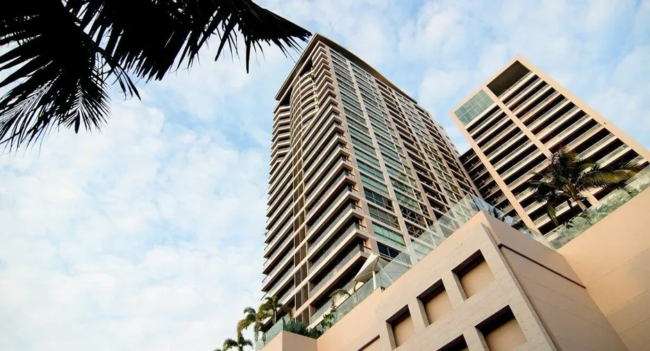 Two Bedroom Two Bathroom In Luxury Beachfront Condominium photo 17