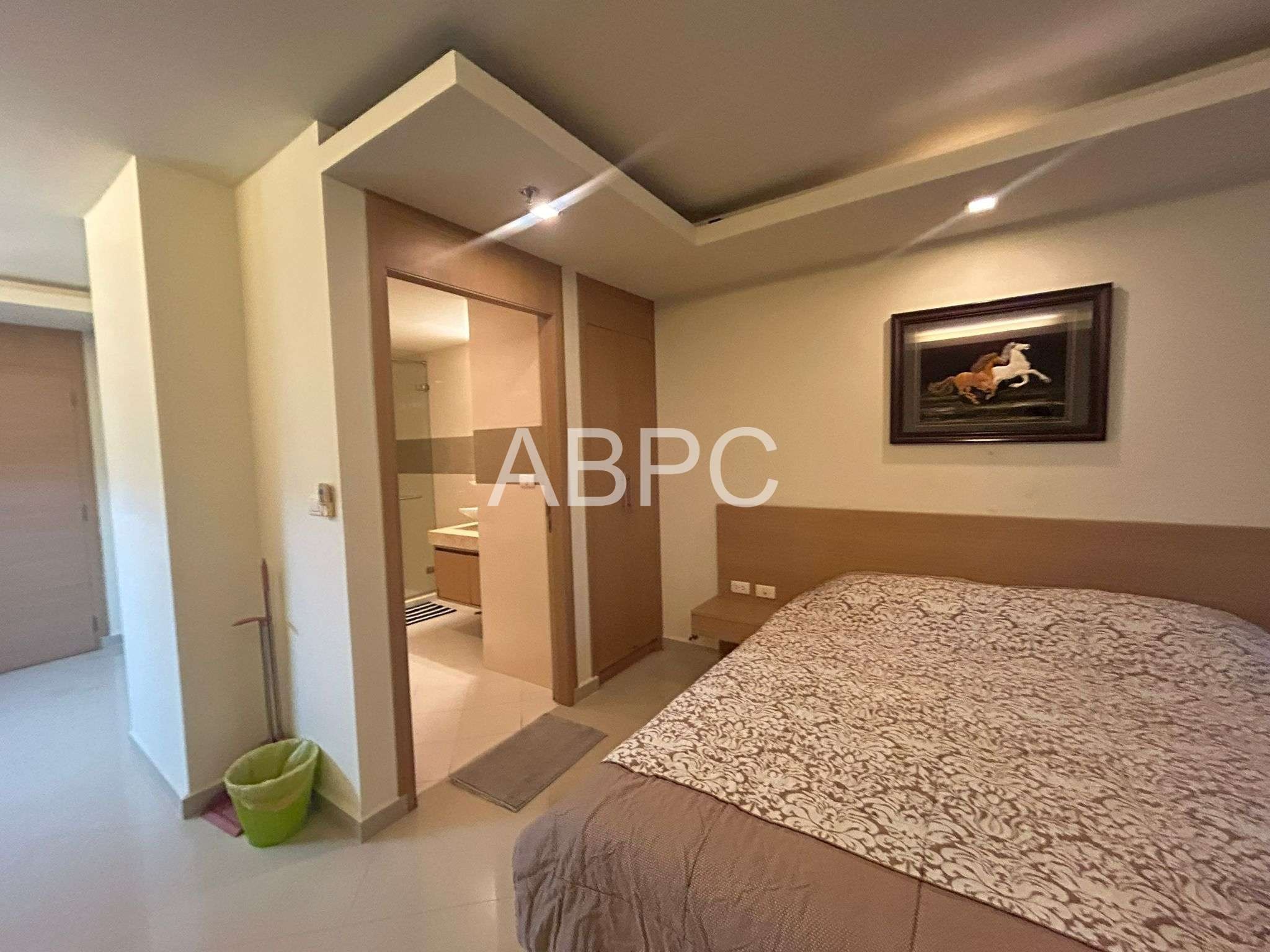Studio Confo For Rent In central Pattaya photo 12