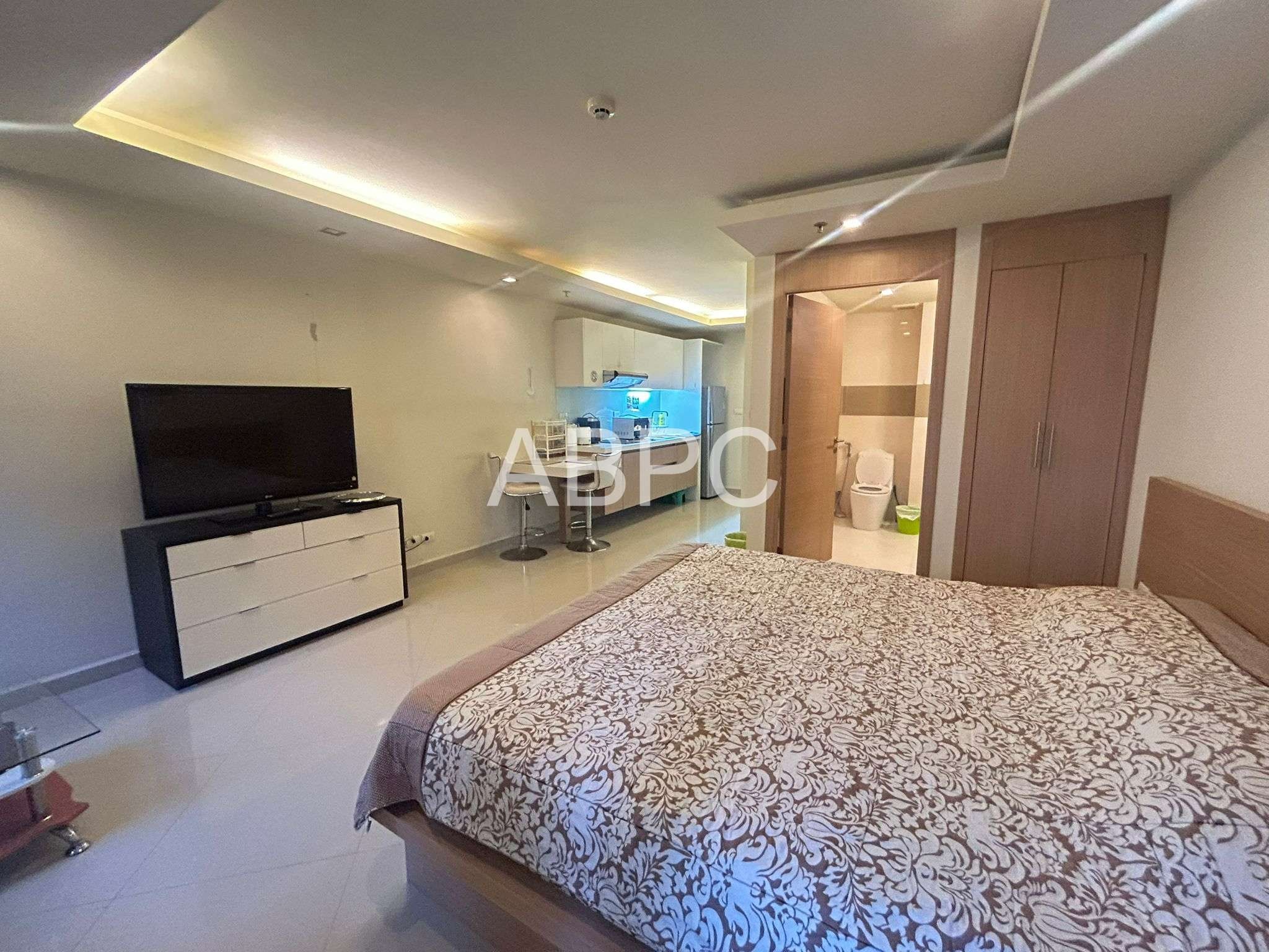 Studio Confo For Rent In central Pattaya photo 10