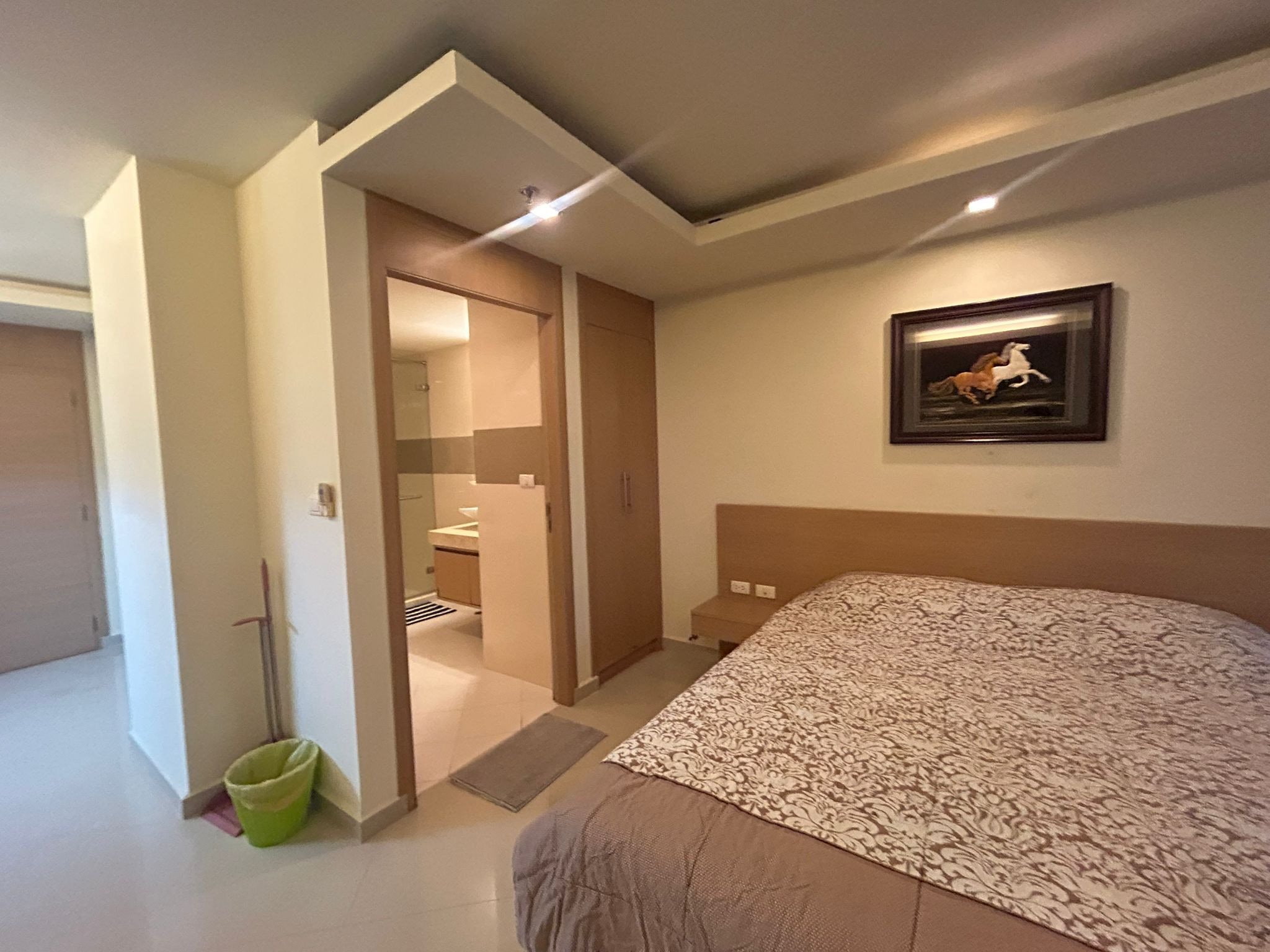 Studio Confo For Rent In central Pattaya photo 16