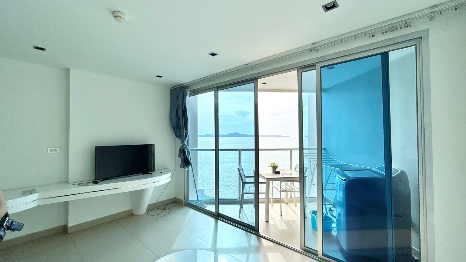 Ocean View Condo For Rent in Prahtamnak photo 16
