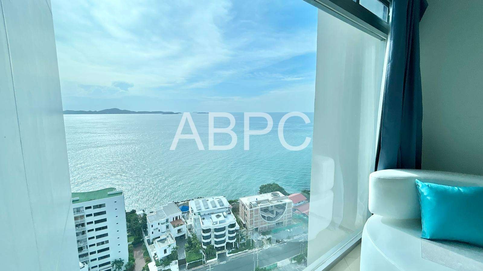 Ocean View Condo For Rent in Prahtamnak photo 10