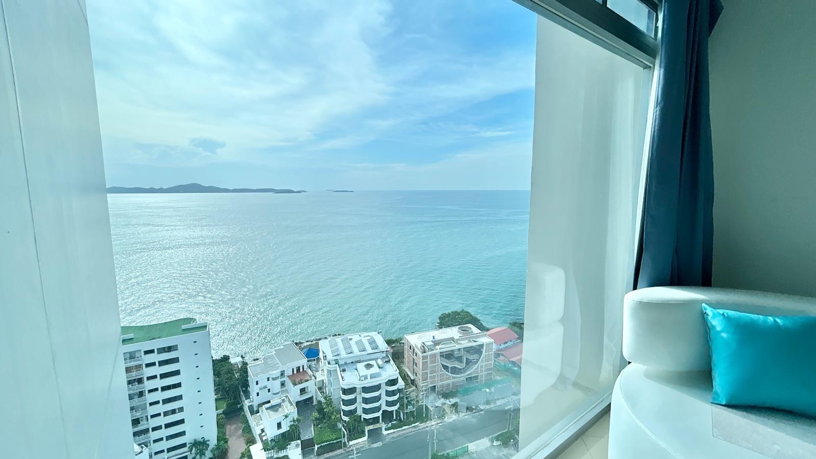 Ocean View Condo For Rent in Prahtamnak photo 12