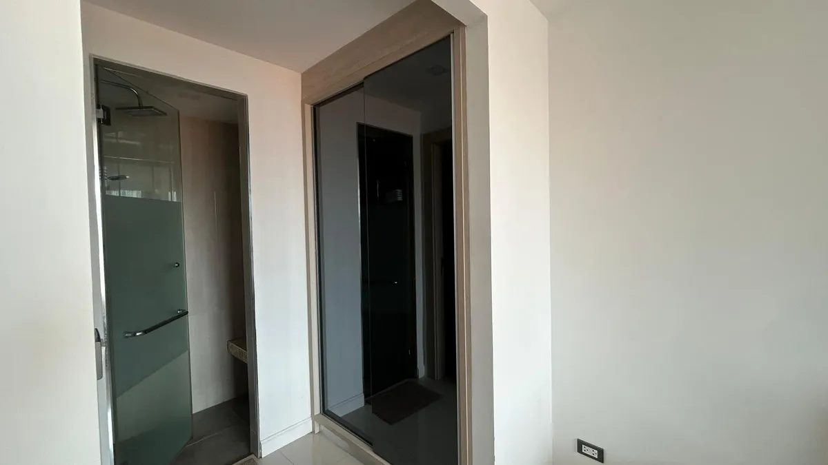 One Bedroom For rent In Prahtamnak photo 23