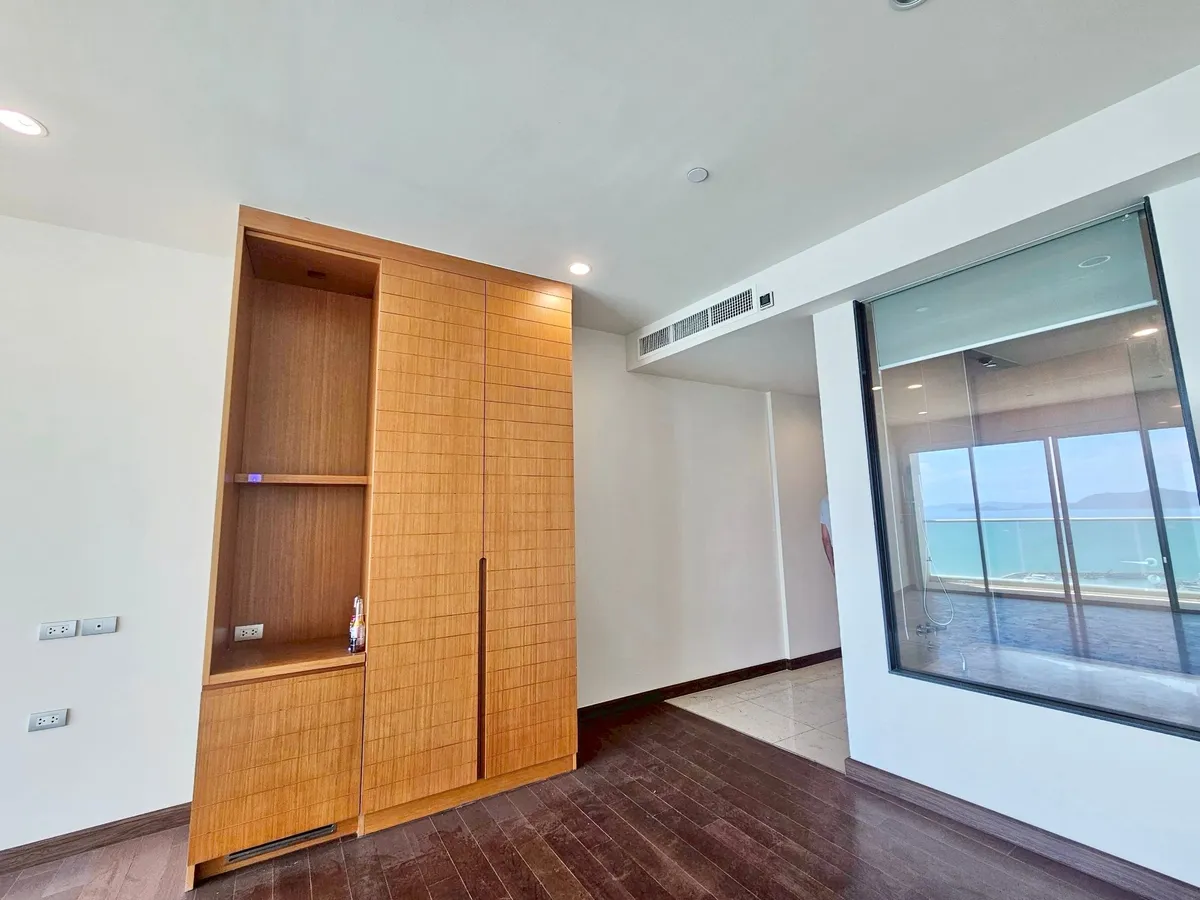 Ocean view Beachfront Condo For Sale In Najomtien photo 21