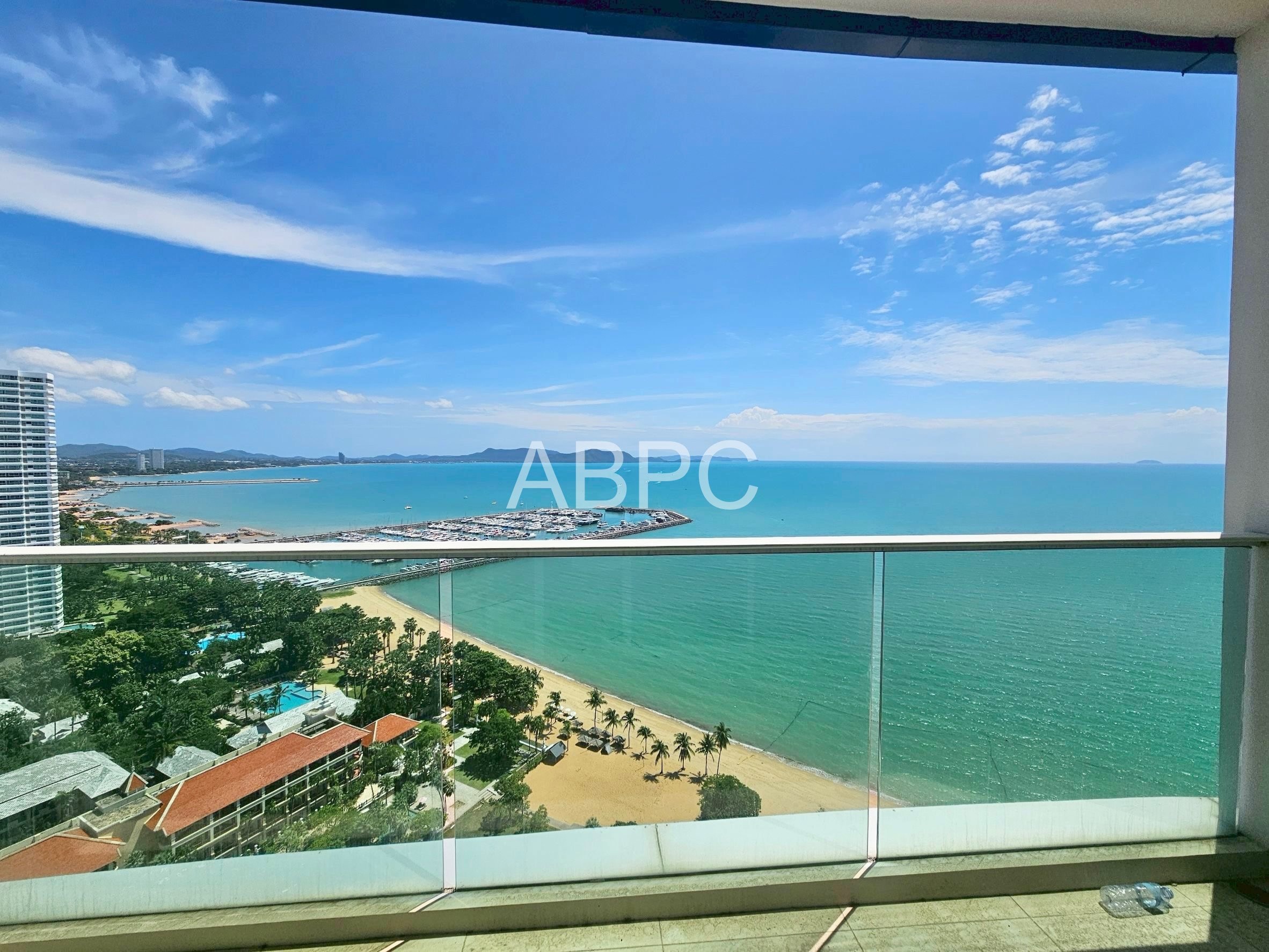 Ocean view Beachfront Condo For Sale In Najomtien photo 10