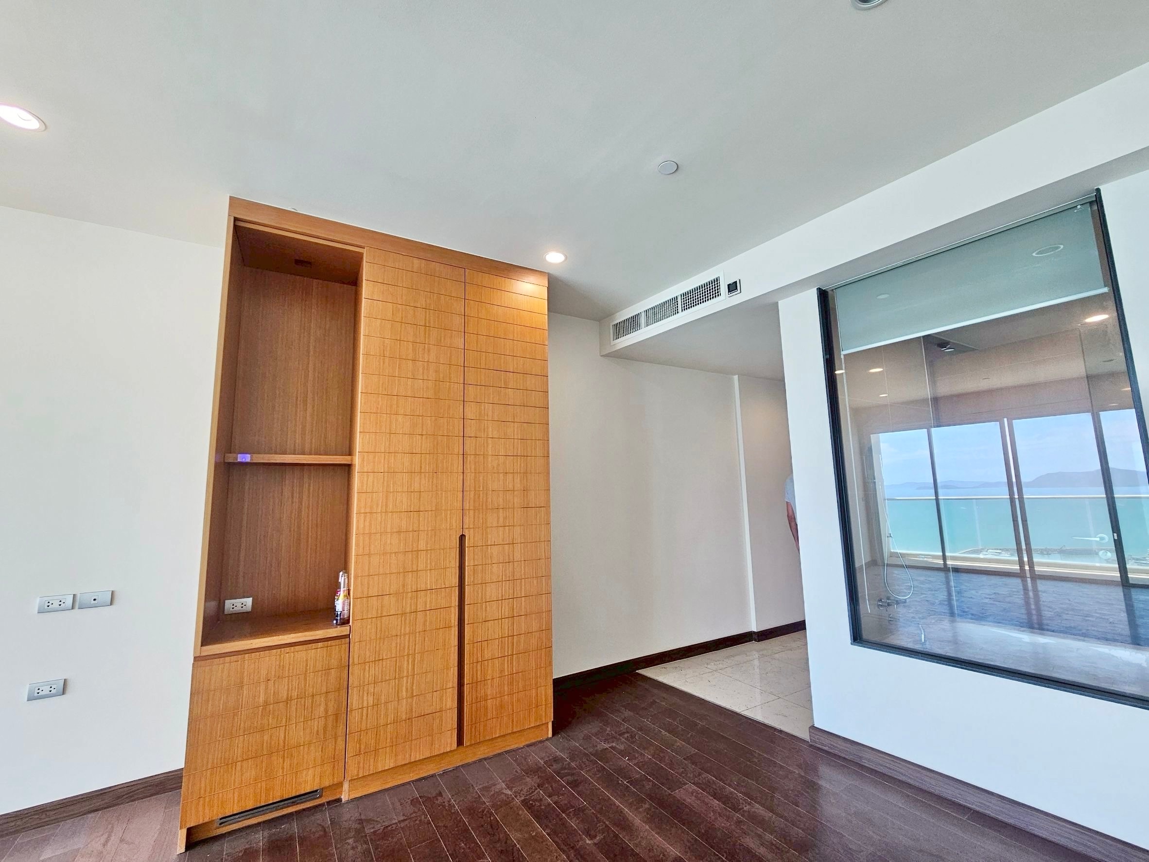 Ocean view Beachfront Condo For Sale In Najomtien photo 21