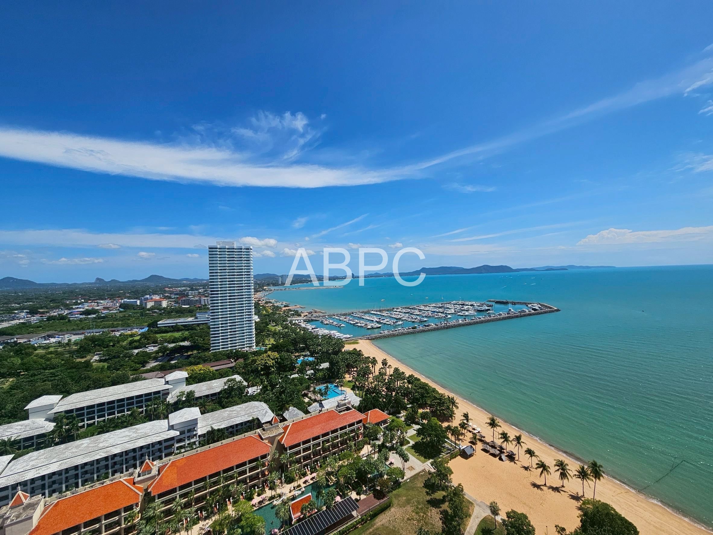 Ocean view Beachfront Condo For Sale In Najomtien photo 9