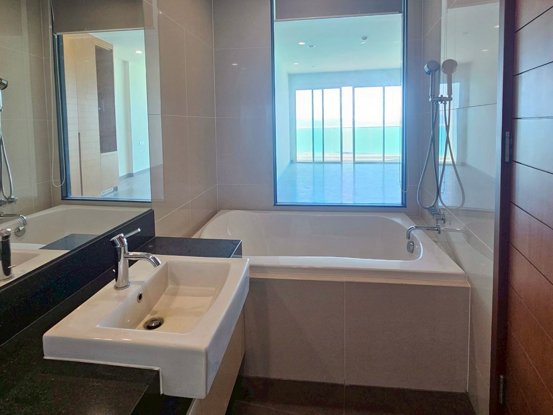 Ocean view Beachfront Condo For Sale In Najomtien photo 17