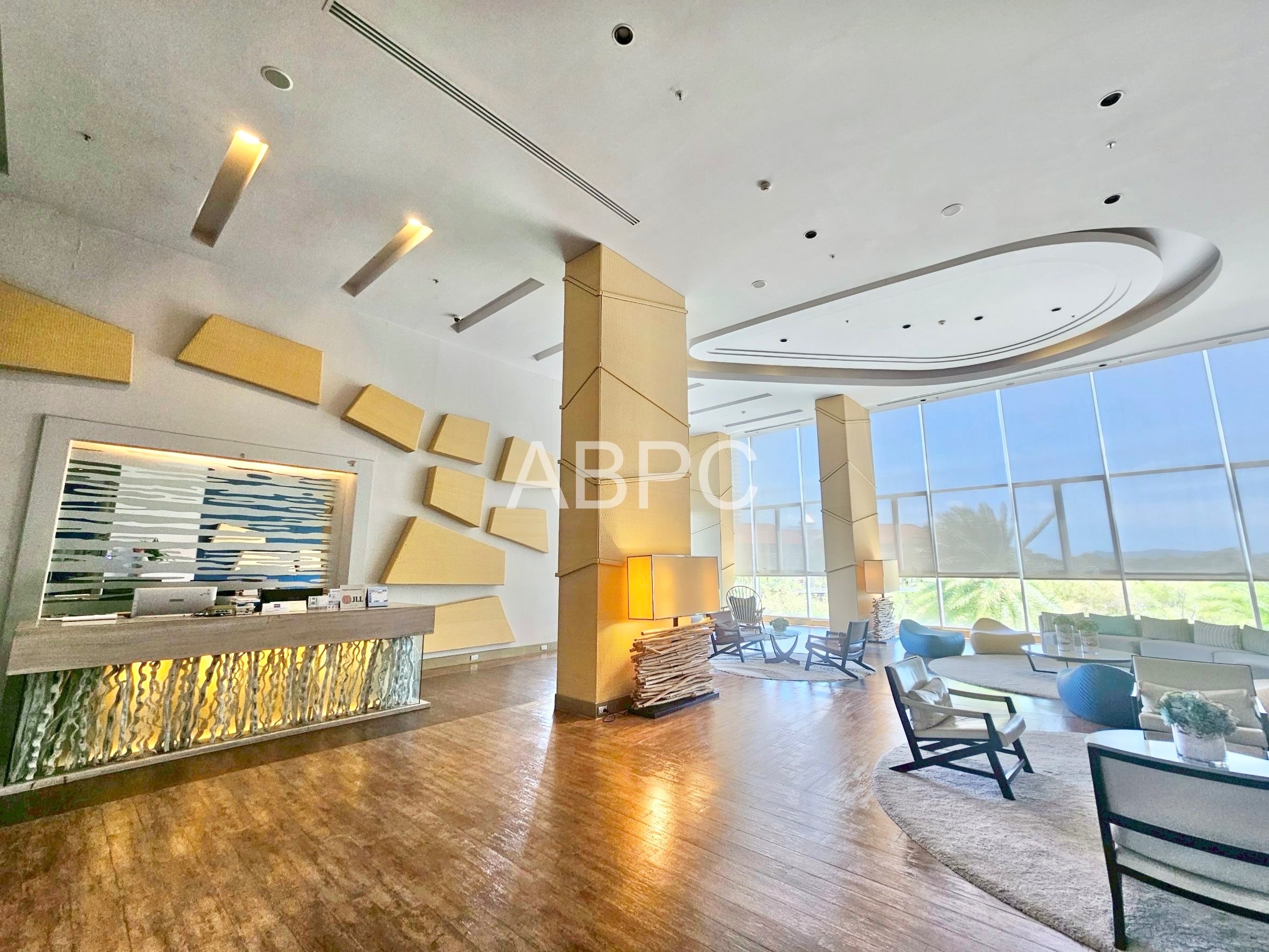 Ocean view Beachfront Condo For Sale In Najomtien photo 11