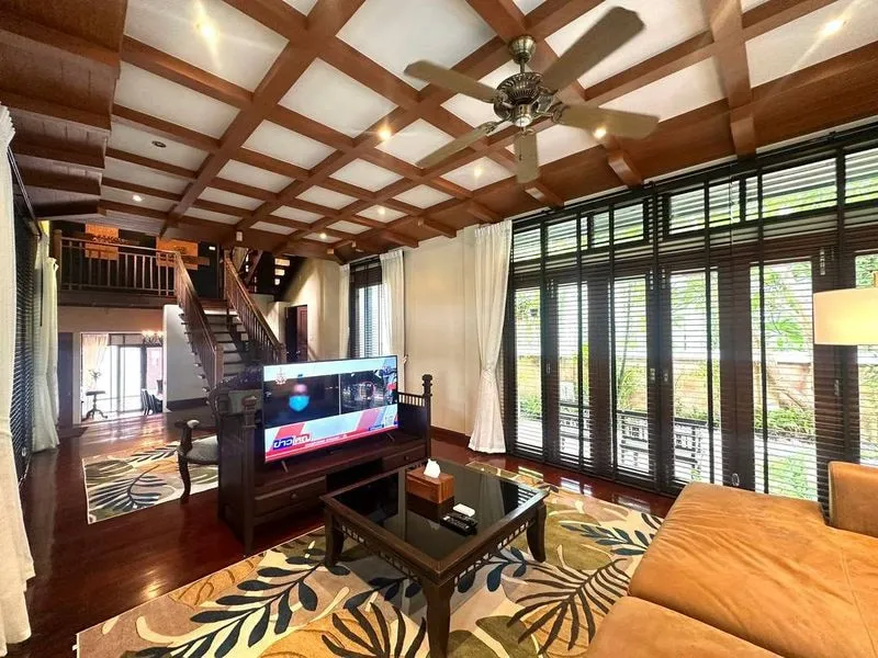 Thai Bali Style Pool Villa 4 bedrooms 5 bathroom Suitable for Business near Jomtien Beach for Sale/Rent photo 27