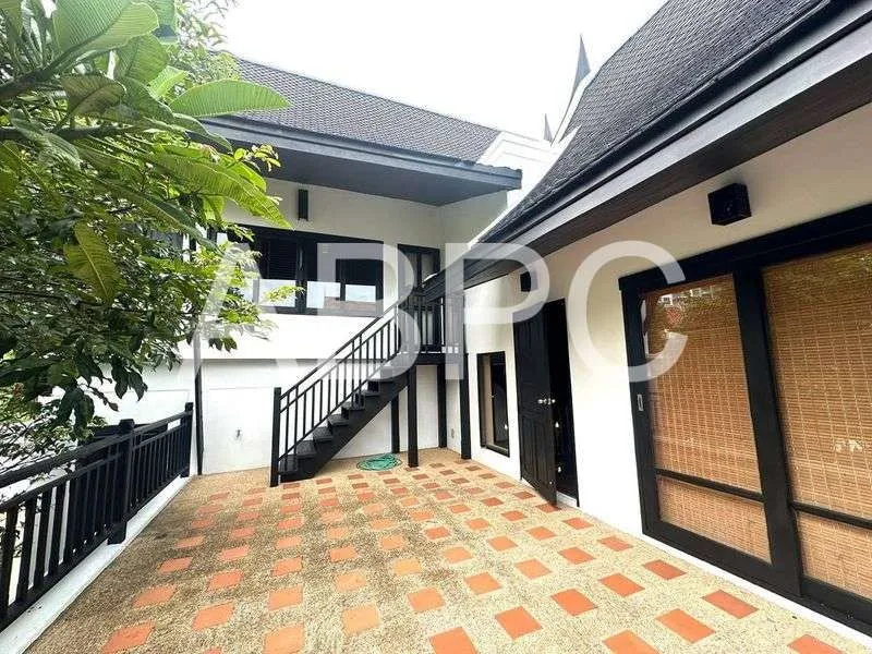 Thai Bali Style Pool Villa 4 bedrooms 5 bathroom Suitable for Business near Jomtien Beach for Sale/Rent photo 6