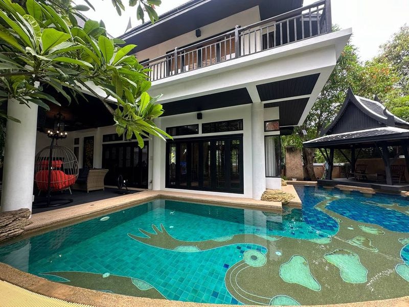 Thai Bali Style Pool Villa 4 bedrooms 5 bathroom Suitable for Business near Jomtien Beach for Sale/Rent photo 24