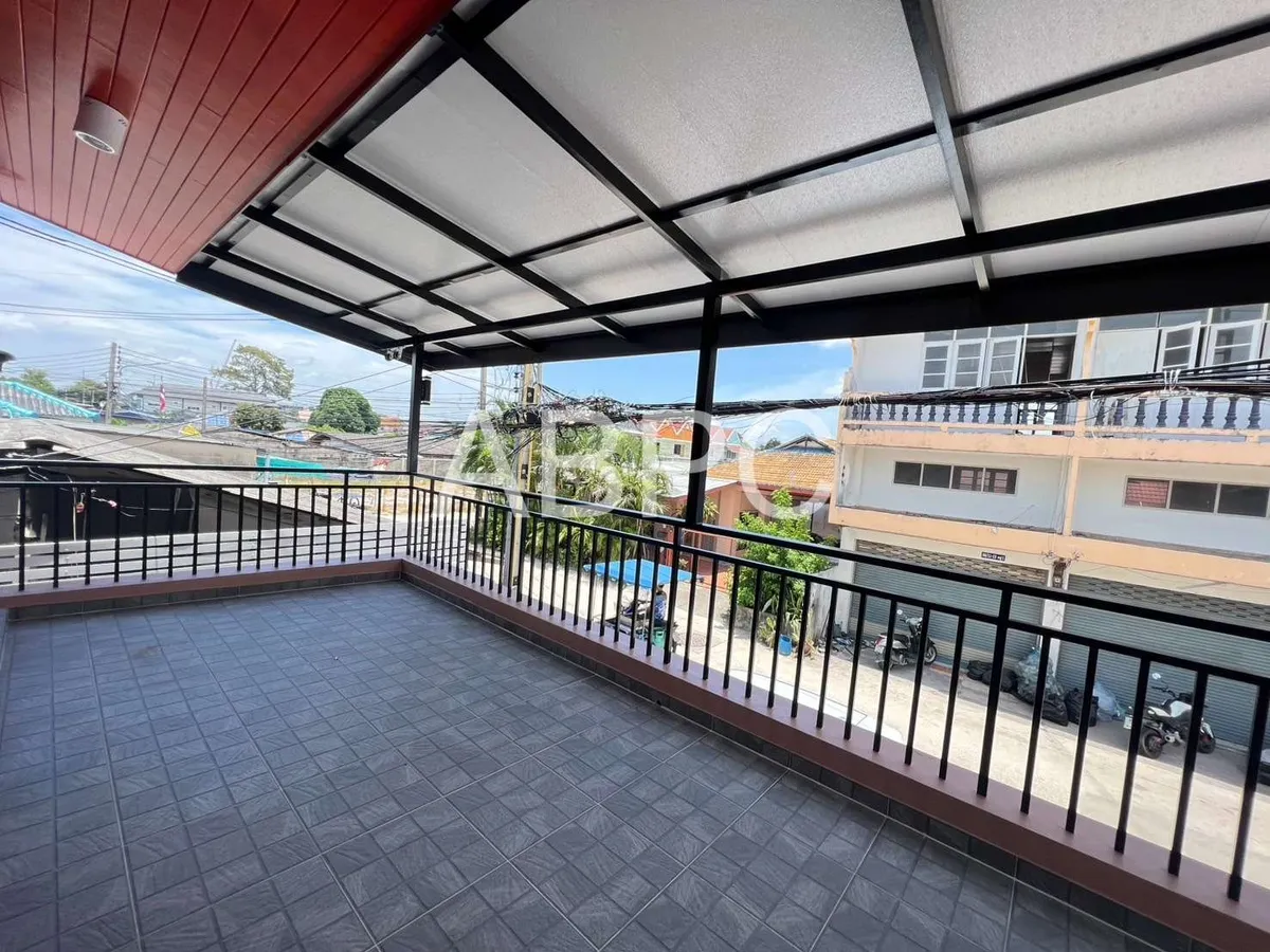 House for rent 3 Bedrooms 2 Bathrooms in Bang Saray photo 6