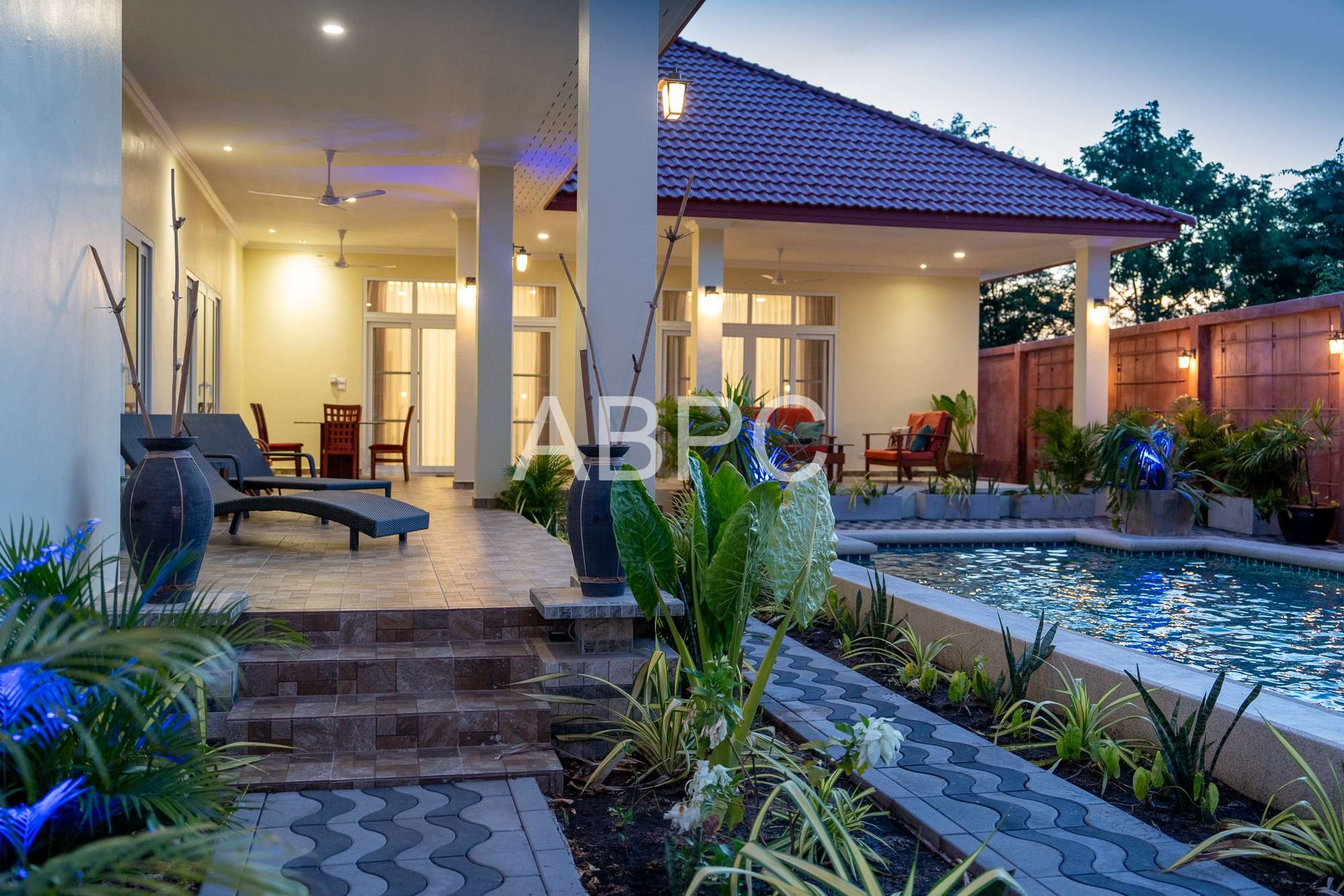 Pool Villa 5 bedroom 6 and half bathrooms + studio apartment photo 16
