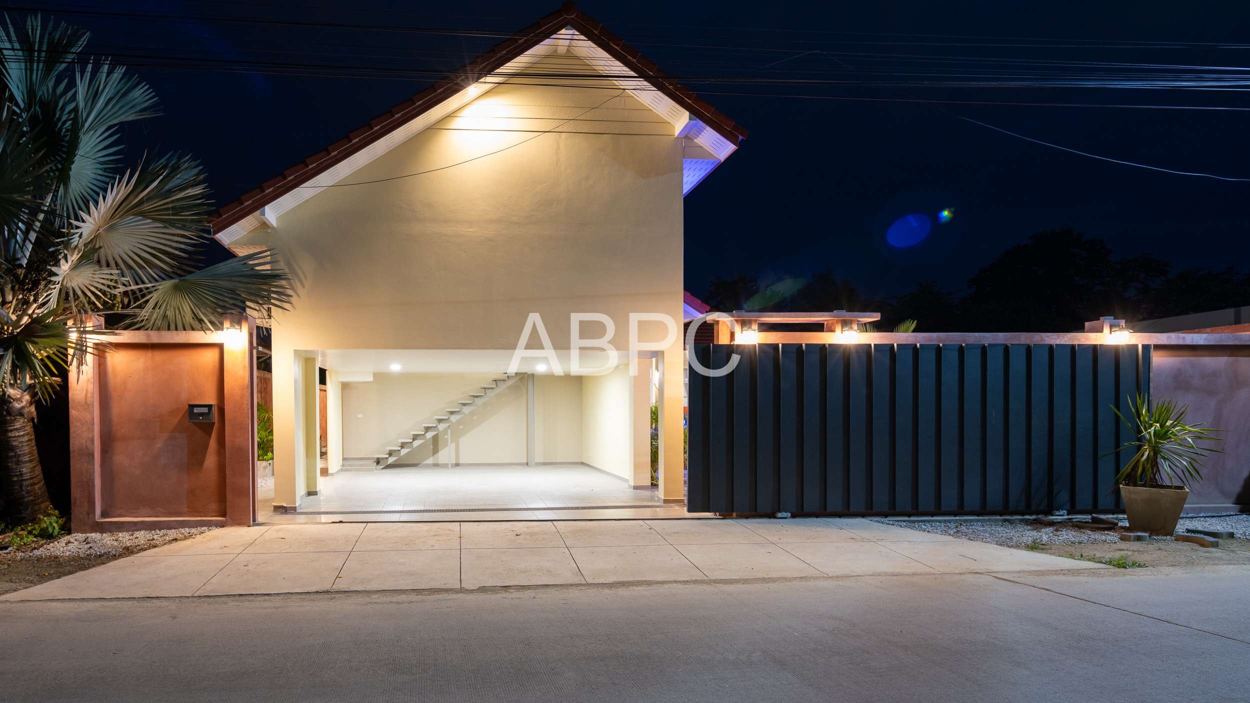 Pool Villa 5 bedroom 6 and half bathrooms + studio apartment photo 2