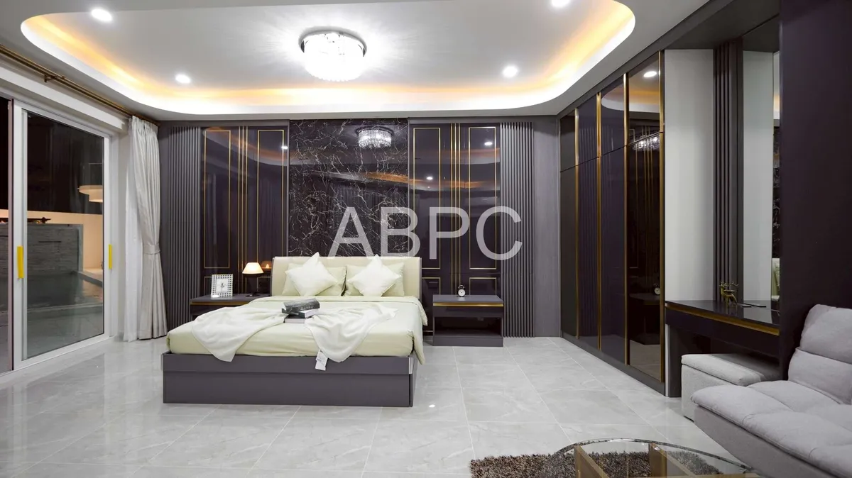 Brand New Ultra Luxury Modern 7 Bed 10+ Bath Pool Villa In Jomtien photo 11