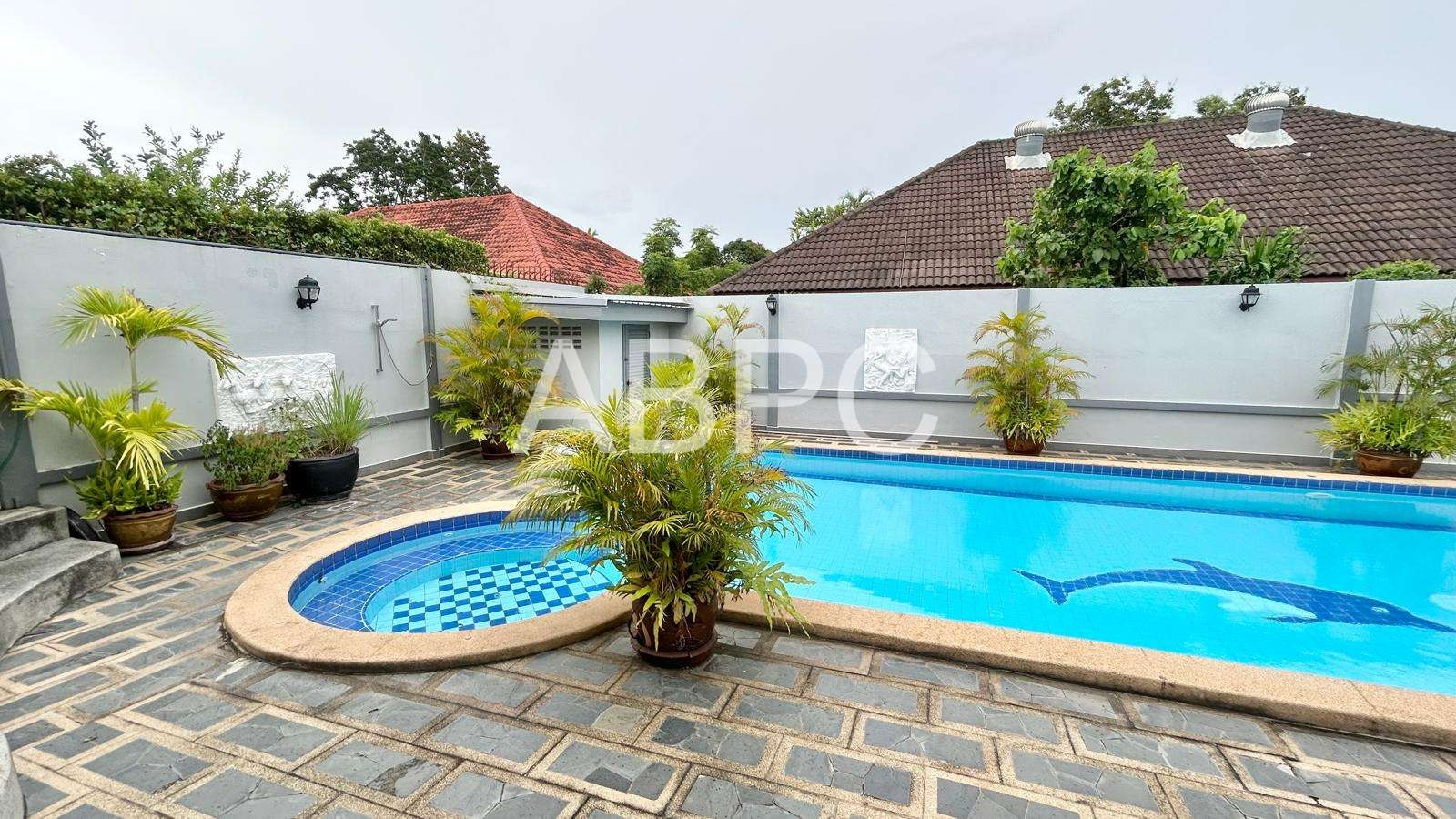 3 Bedroom house For Sale In East Pattaya photo 3