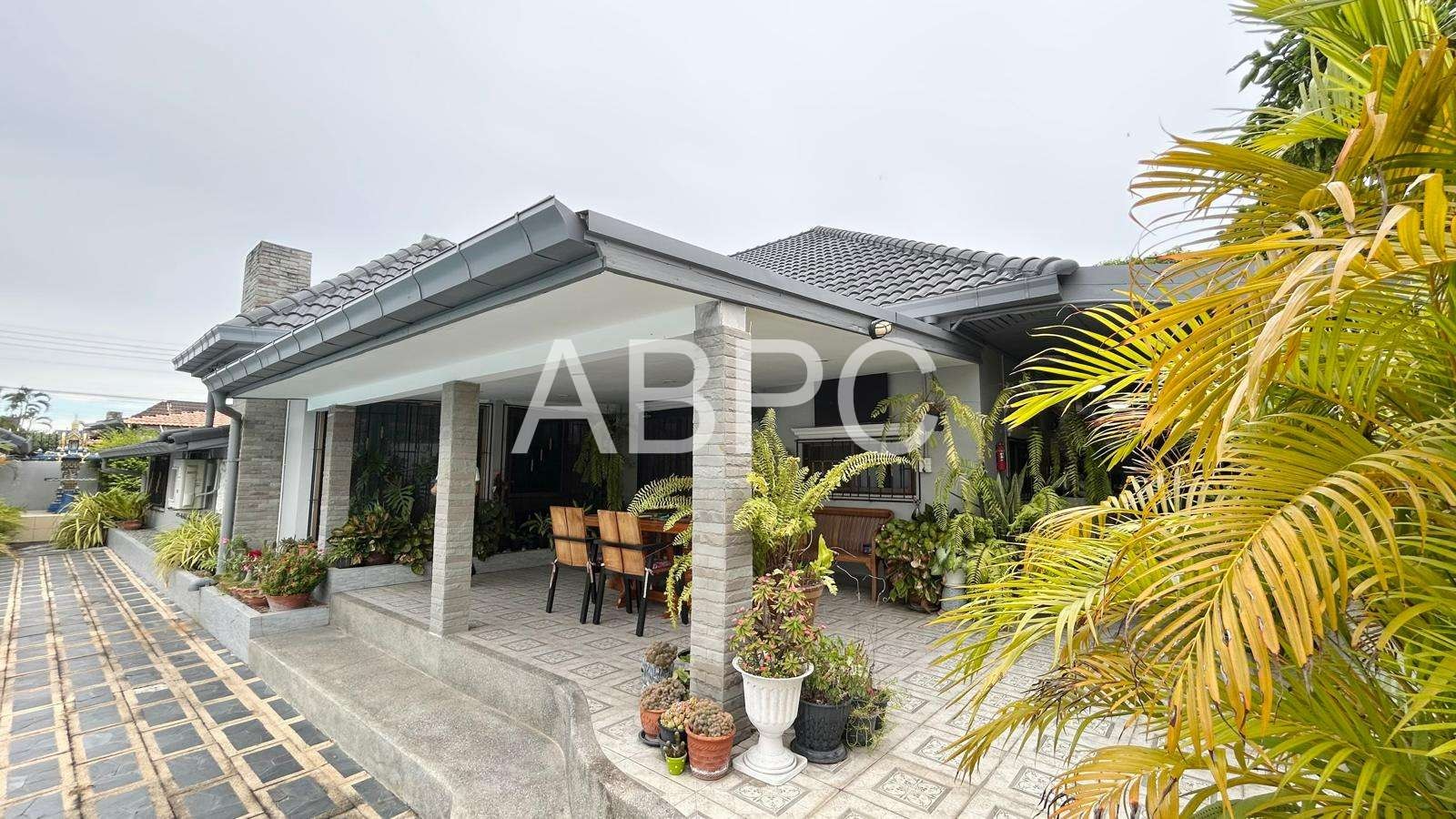 3 Bedroom house For Sale In East Pattaya