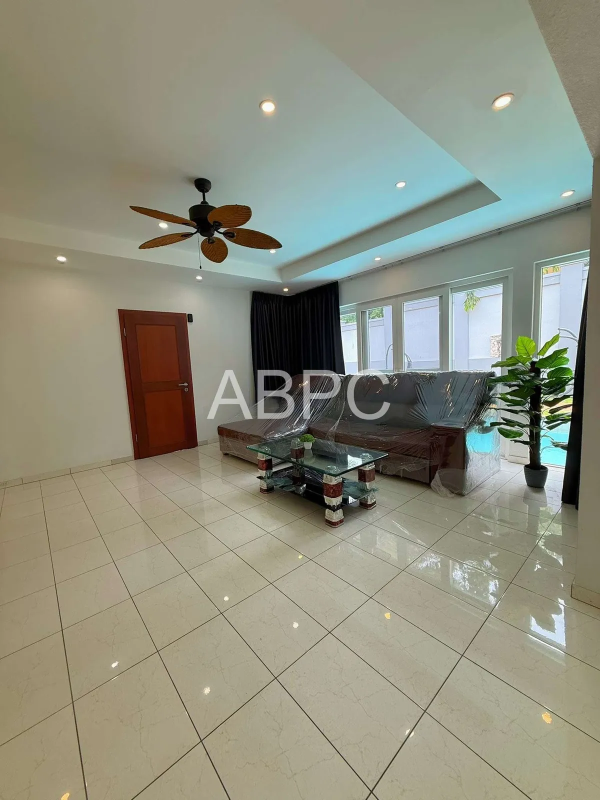 Luxury Pool Villa 3 bedrooms 4 bathrooms in Siam Royal View Pattaya for Rent photo 12